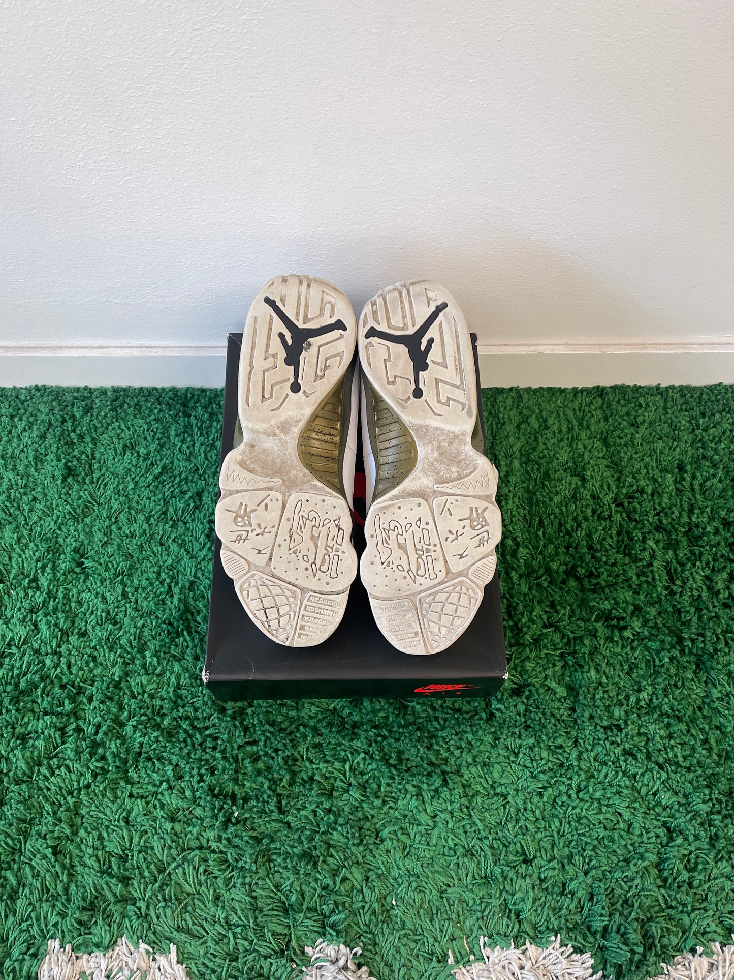 Used Jordan 9 Retro Statue (Men’s)