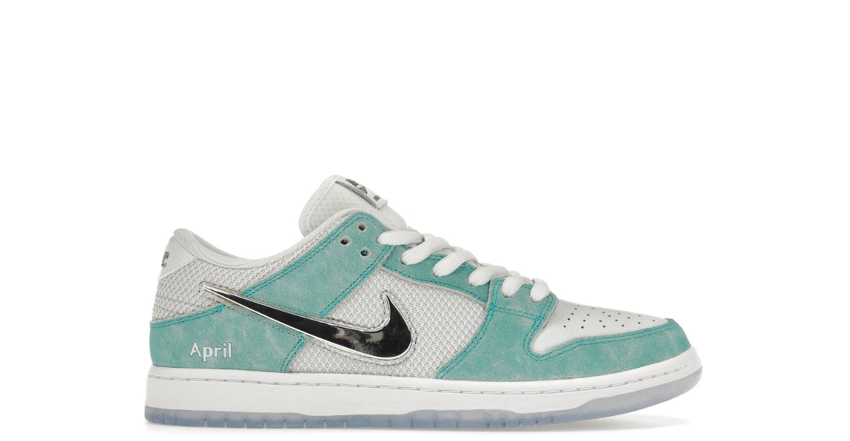 Nike SB Dunk Low April Skateboards (Men’s)
