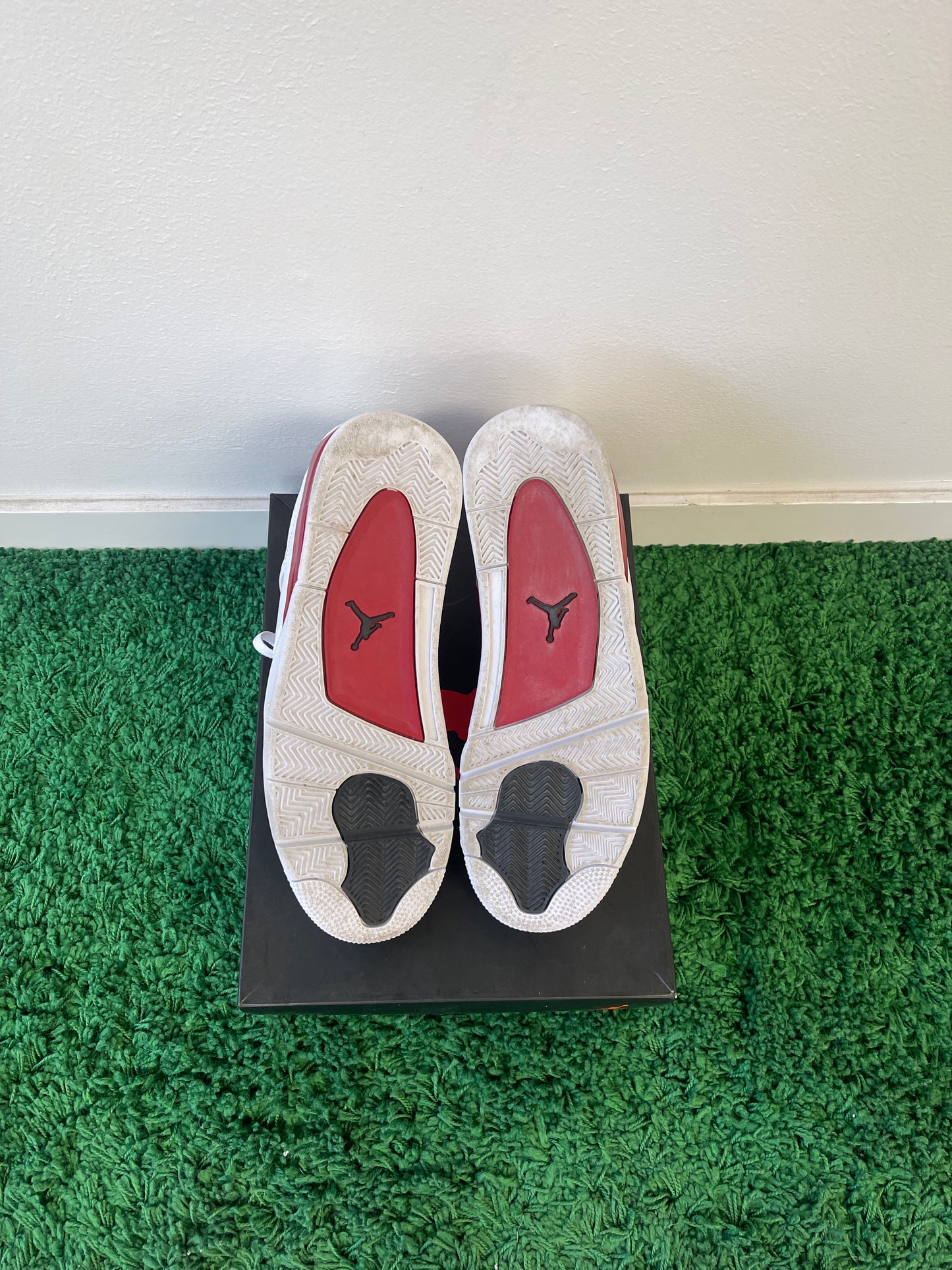 Used Jordan 4 Retro Alternate ‘89 (Men’s)