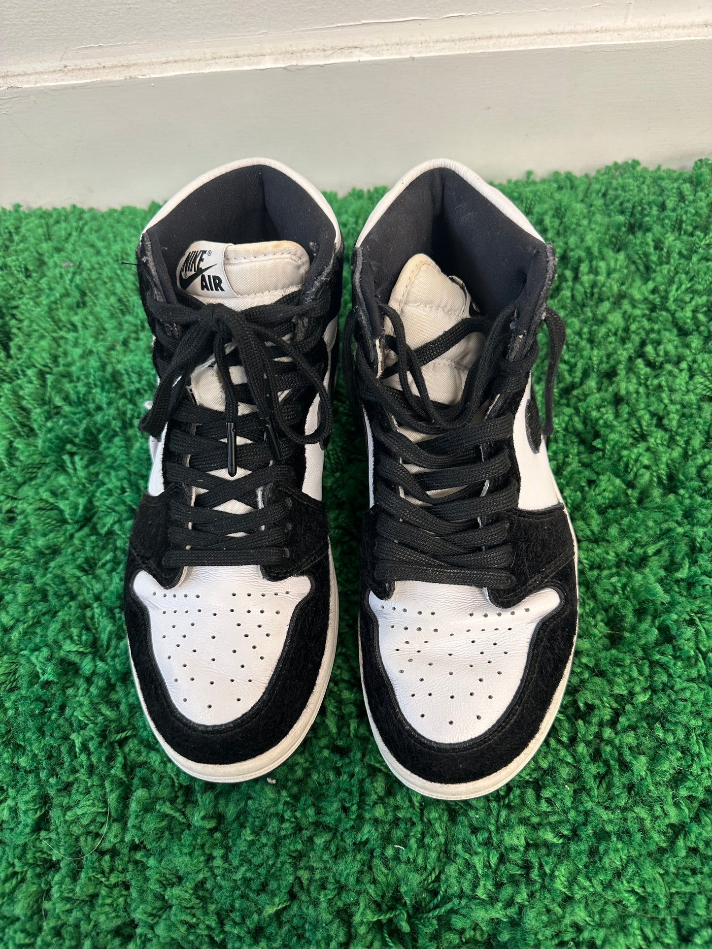 Used Jordan 1 Retro High Twist (women’s)