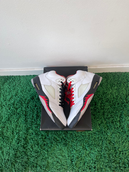 Used Jordan 5 Retro Fire Red 2020 (Men’s)