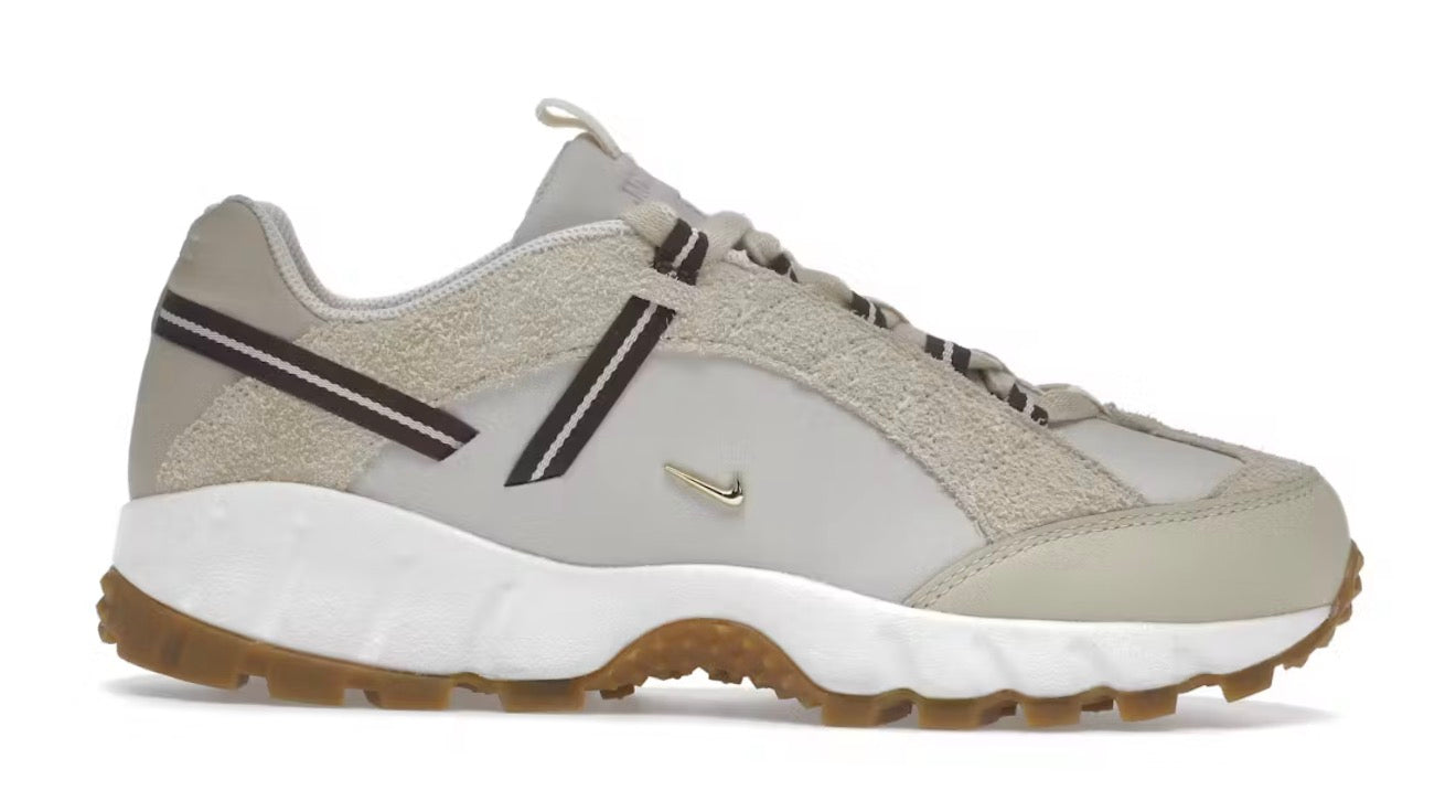 Nike Air Humara LX Jacquemus Light Bone Gold (Women's)