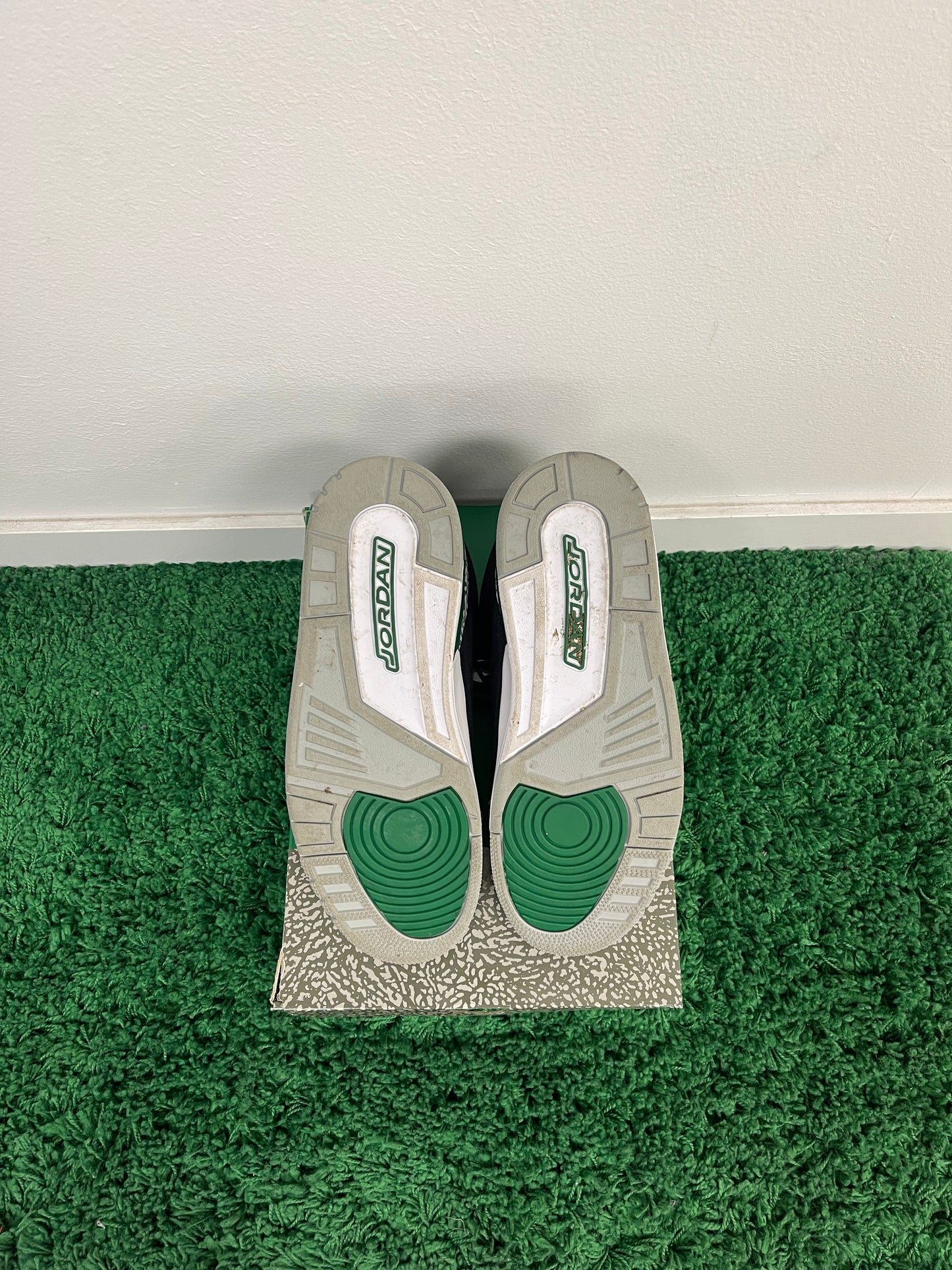 Used Jordan 3 Retro Pine Green (Men’s)