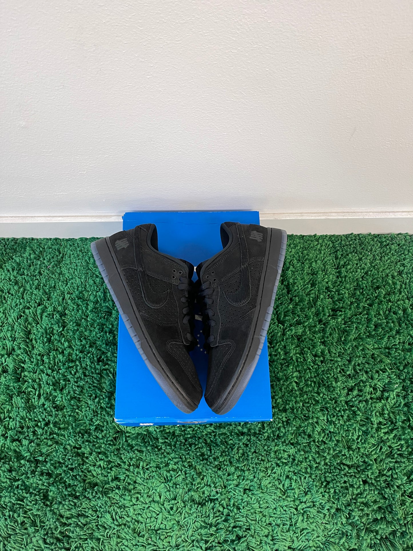 Used Nike Dunk Low SP Undefeated 5 On It Black (Men’s)