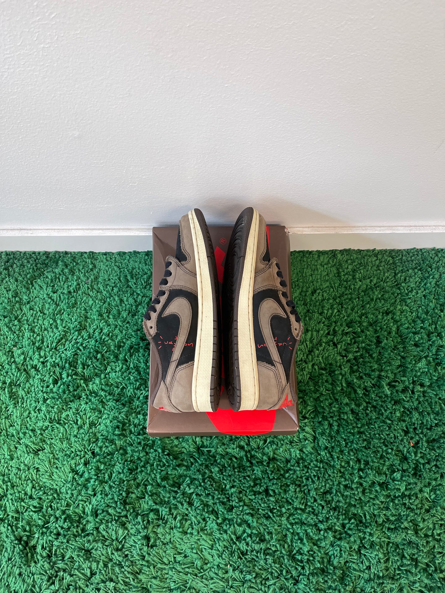 Used Jordan 1 Retro Low OG SP Travis Scott Mocha (Men’s)