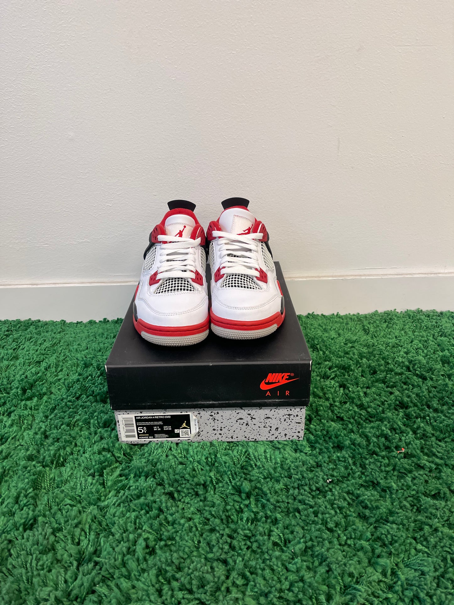 Used Jordan 4 Retro Fire Red 2020 (Youth)