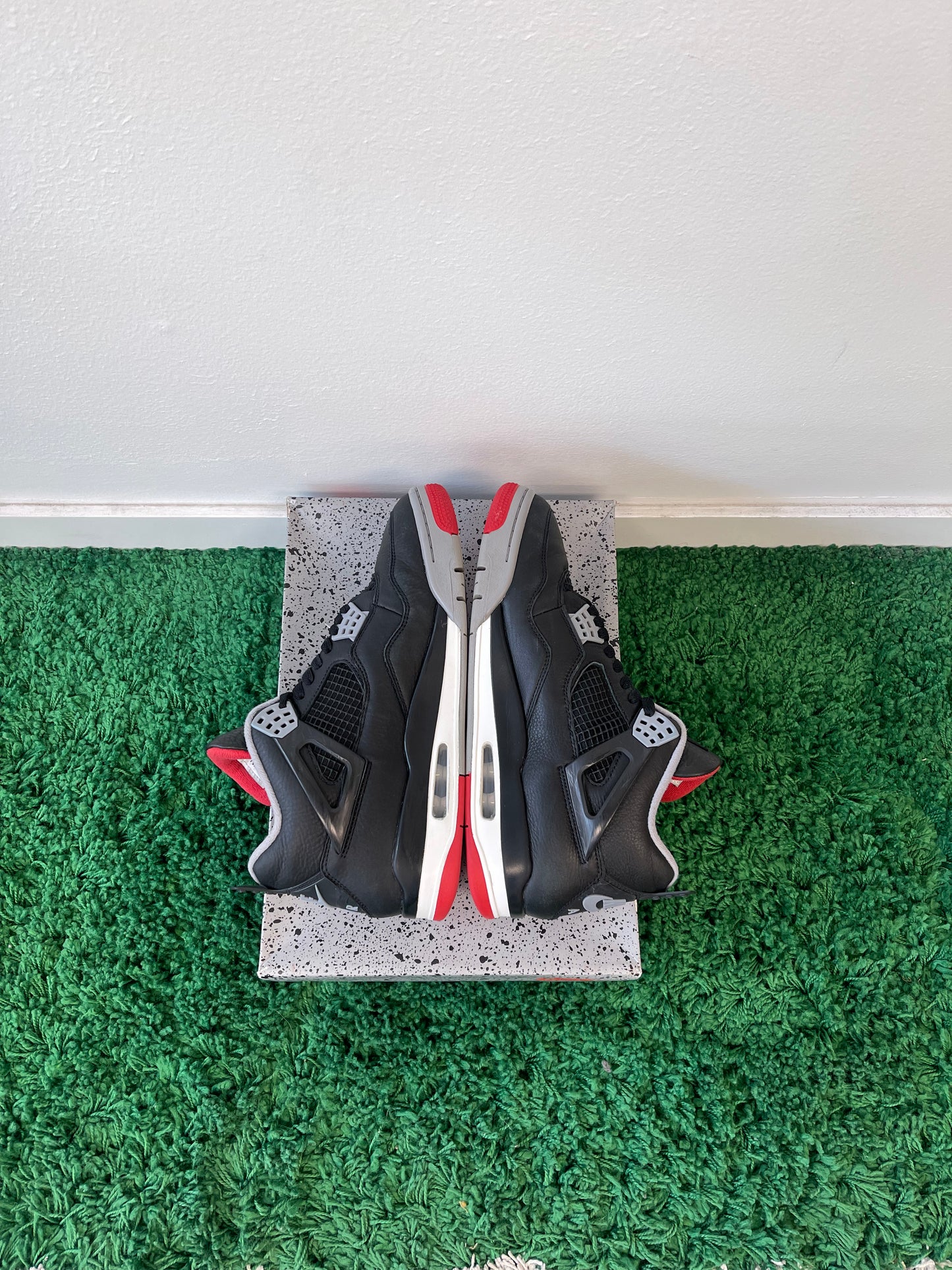 Used Jordan 4 Retro Bred Reimagined (Men’s)