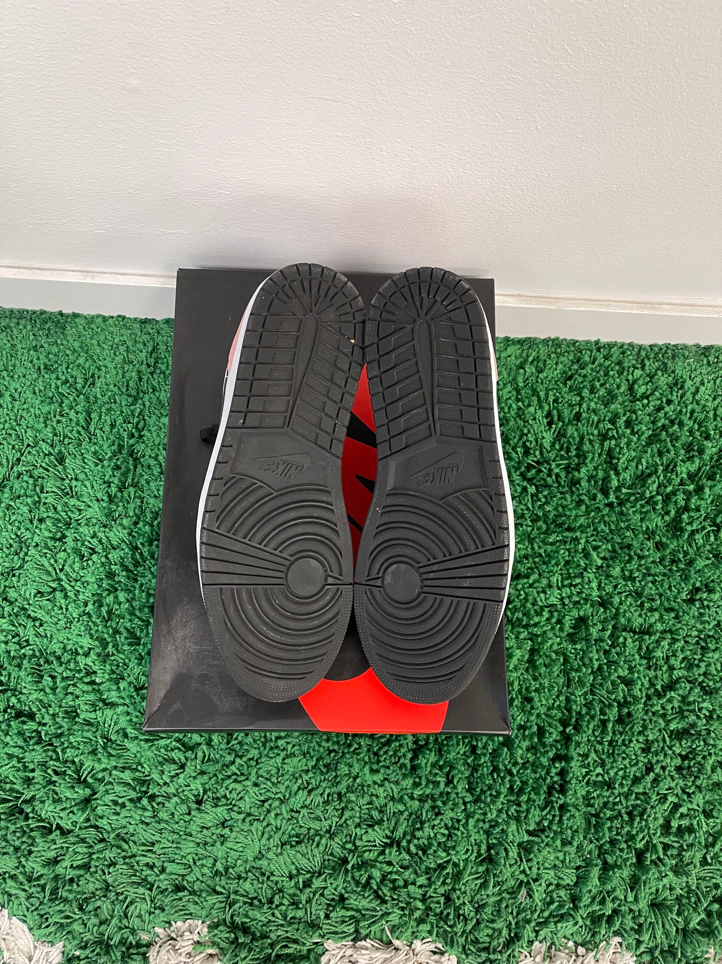 Used Jordan 1 Low OG Bleached Coral (Men’s)