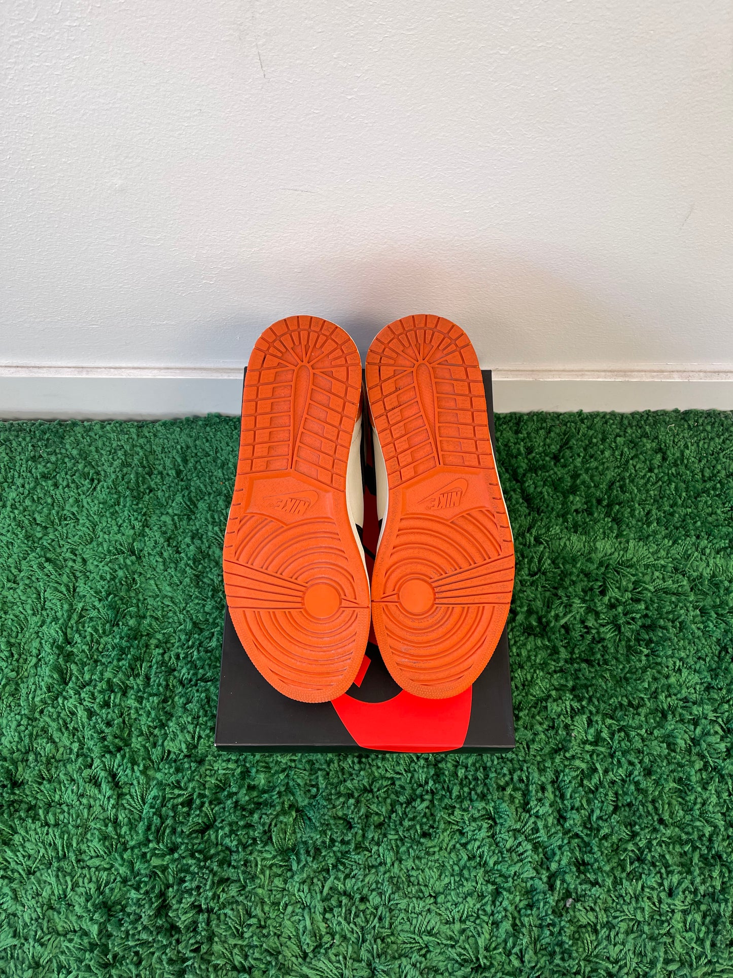 Used Jordan 1 Retro High Shattered Backboard (Men’s)