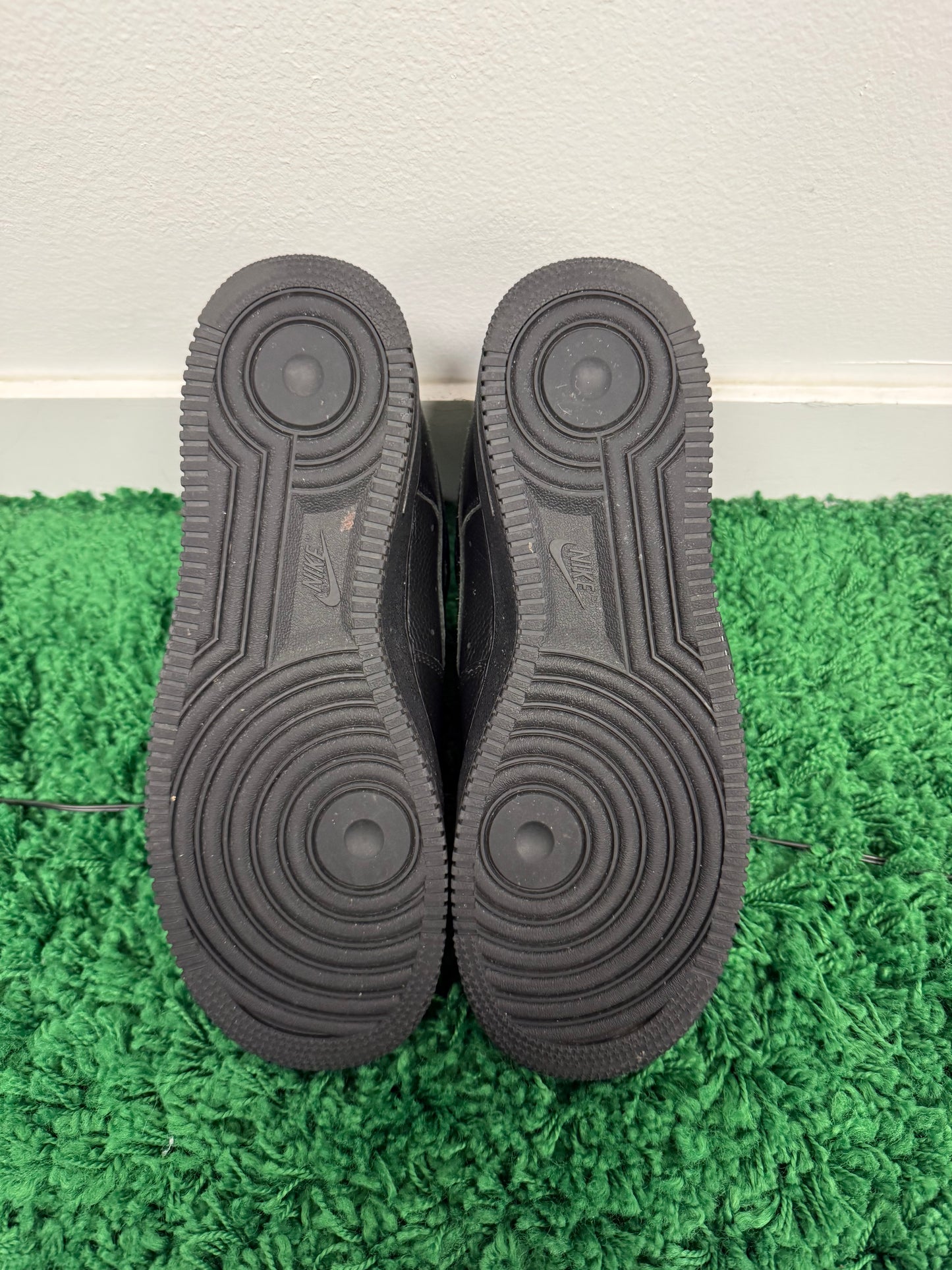 Used Nike Air Force 1 Low
Cactus Plant Flea Market Black (Men’s)