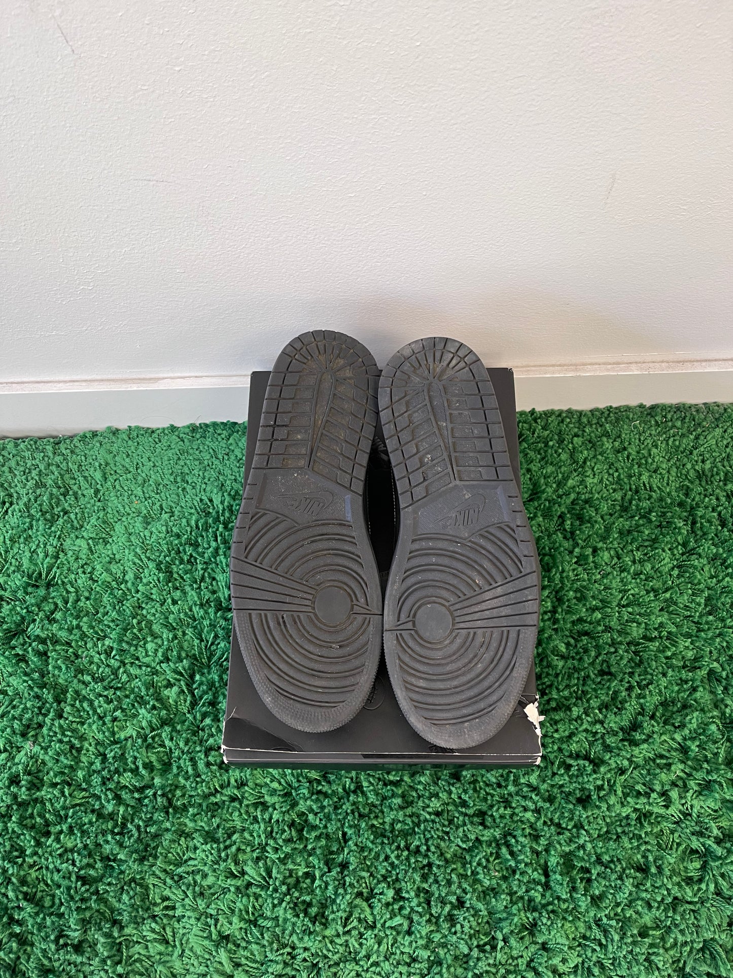 Used Jordan 1 Retro Low OG SP Travis Scott Black Phantom (Men’s)