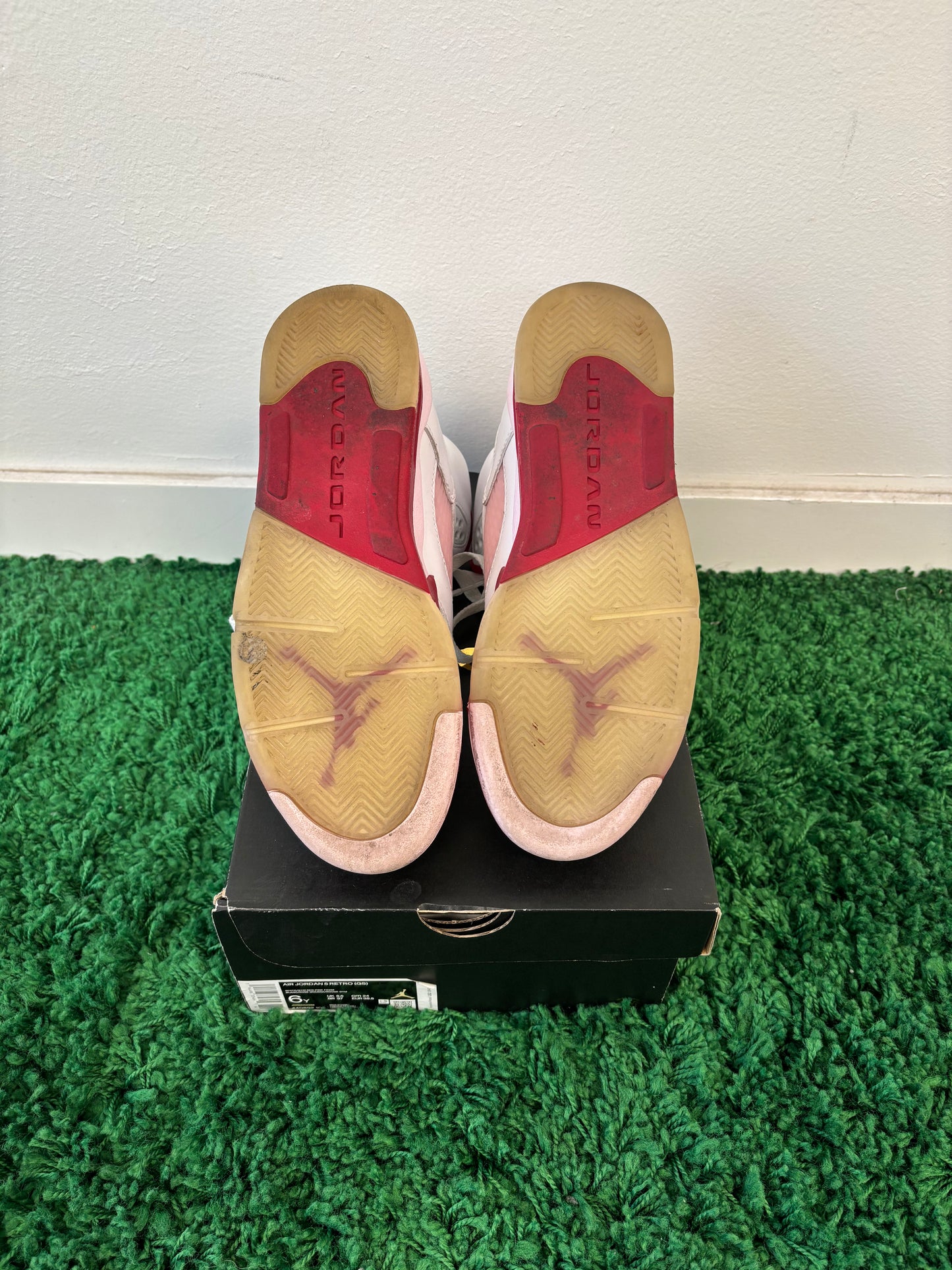 Used Jordan 5 Retro White Pink Red (Youth)