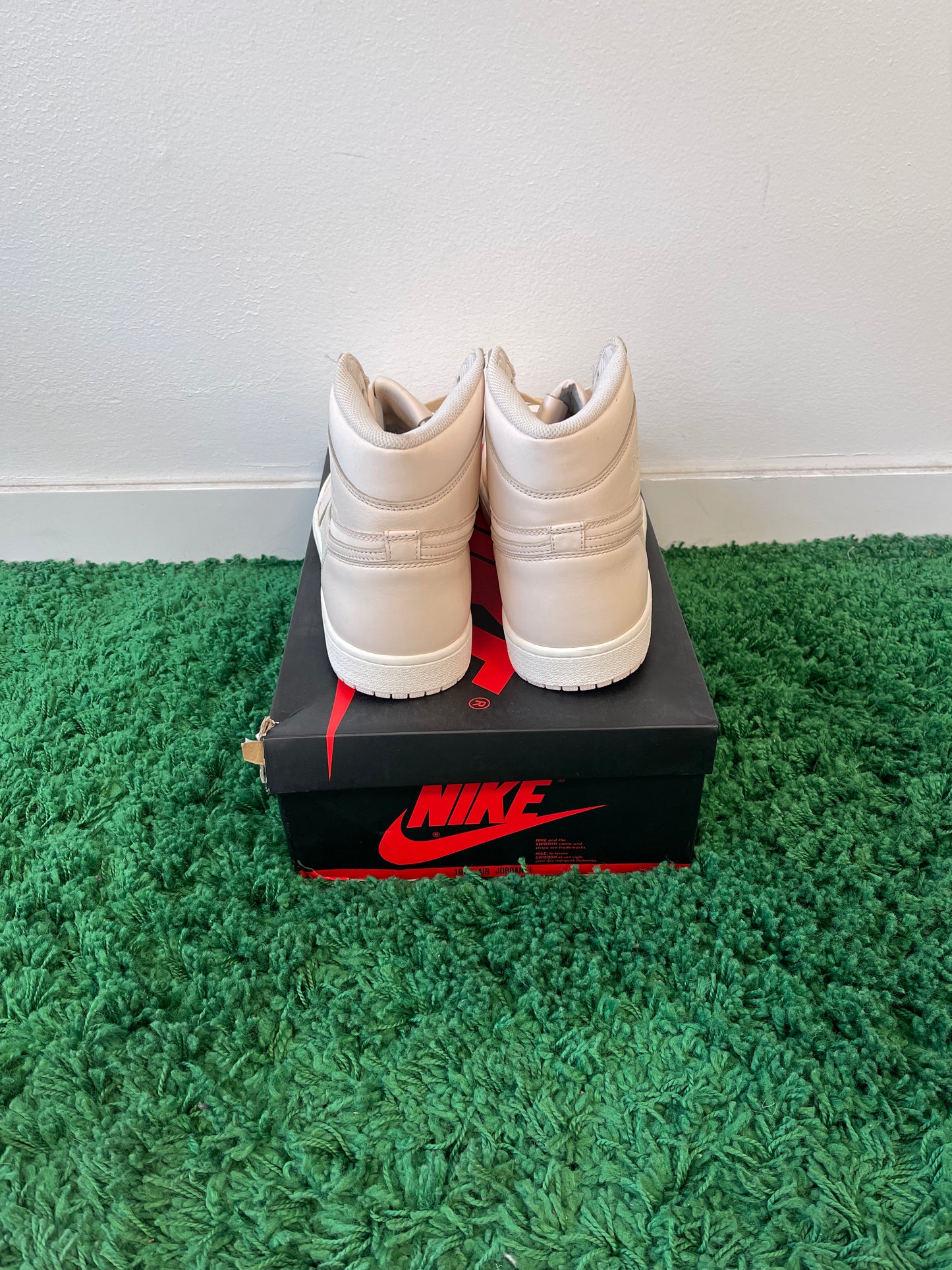 Used Jordan 1 Retro High Guava Ice (Men’s)