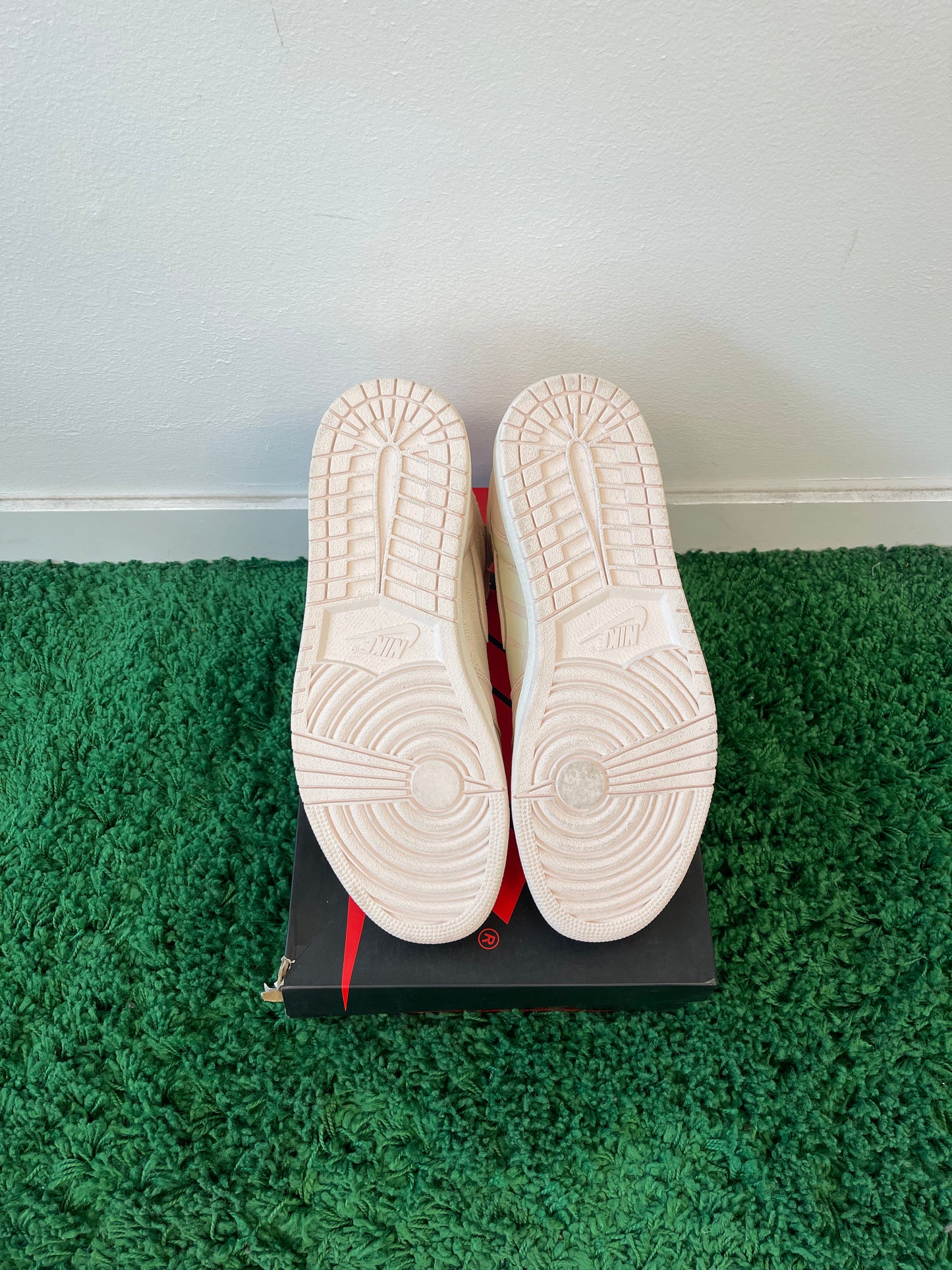 Used Jordan 1 Retro High Guava Ice (Men’s)