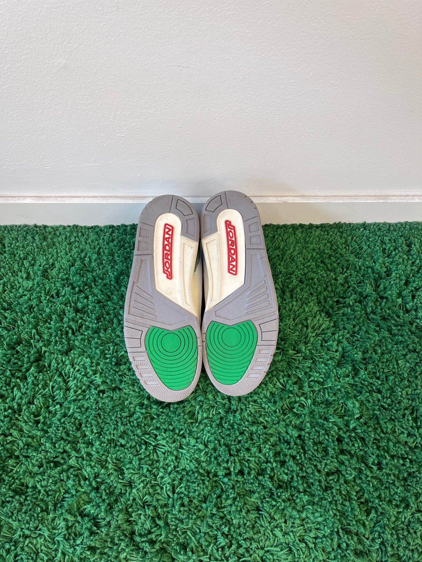 Used Jordan 3 Retro Lucky Green (Women’s)