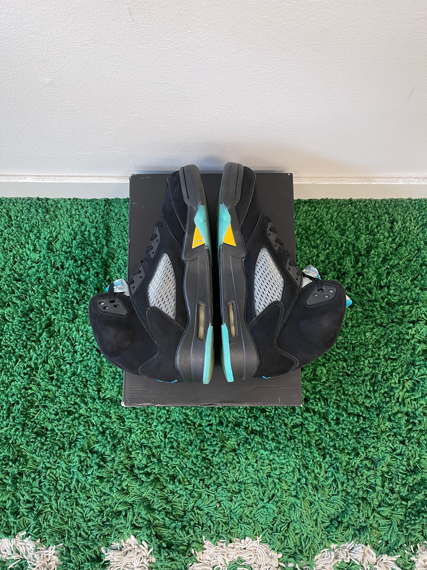 Used Jordan 5 Retro Aqua (Men’s)