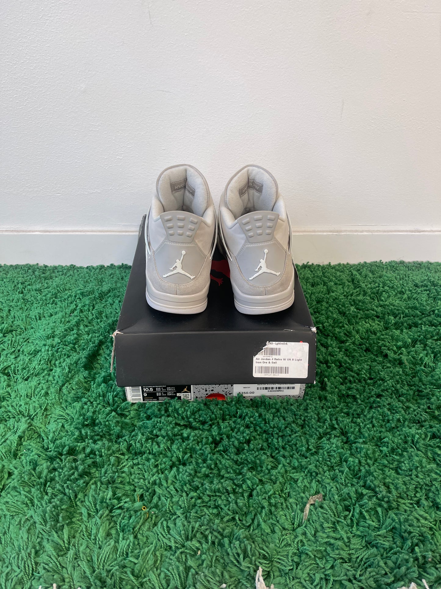 Used Jordan 4 Retro Frozen Moments (Women’s)