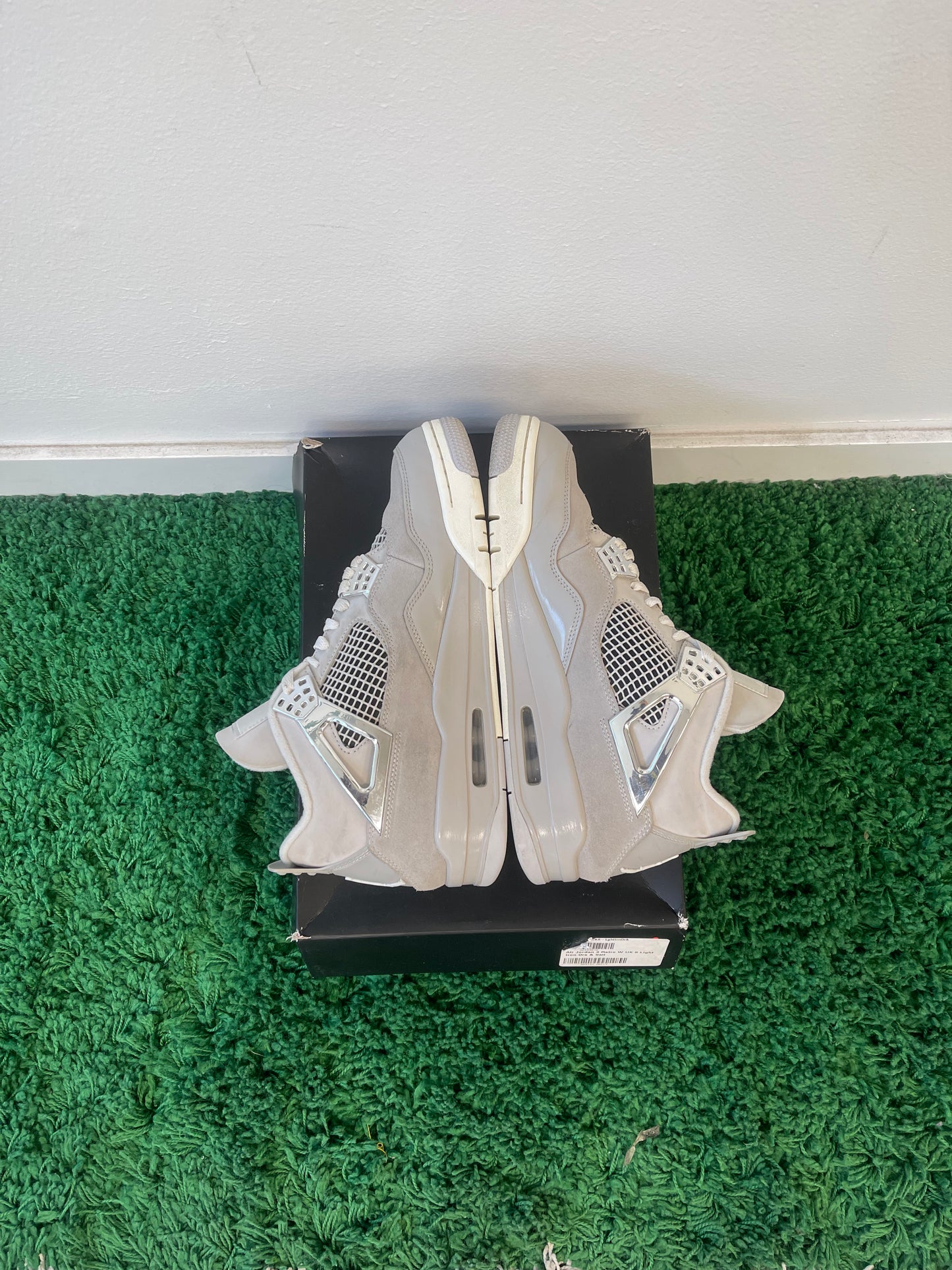 Used Jordan 4 Retro Frozen Moments (Women’s)