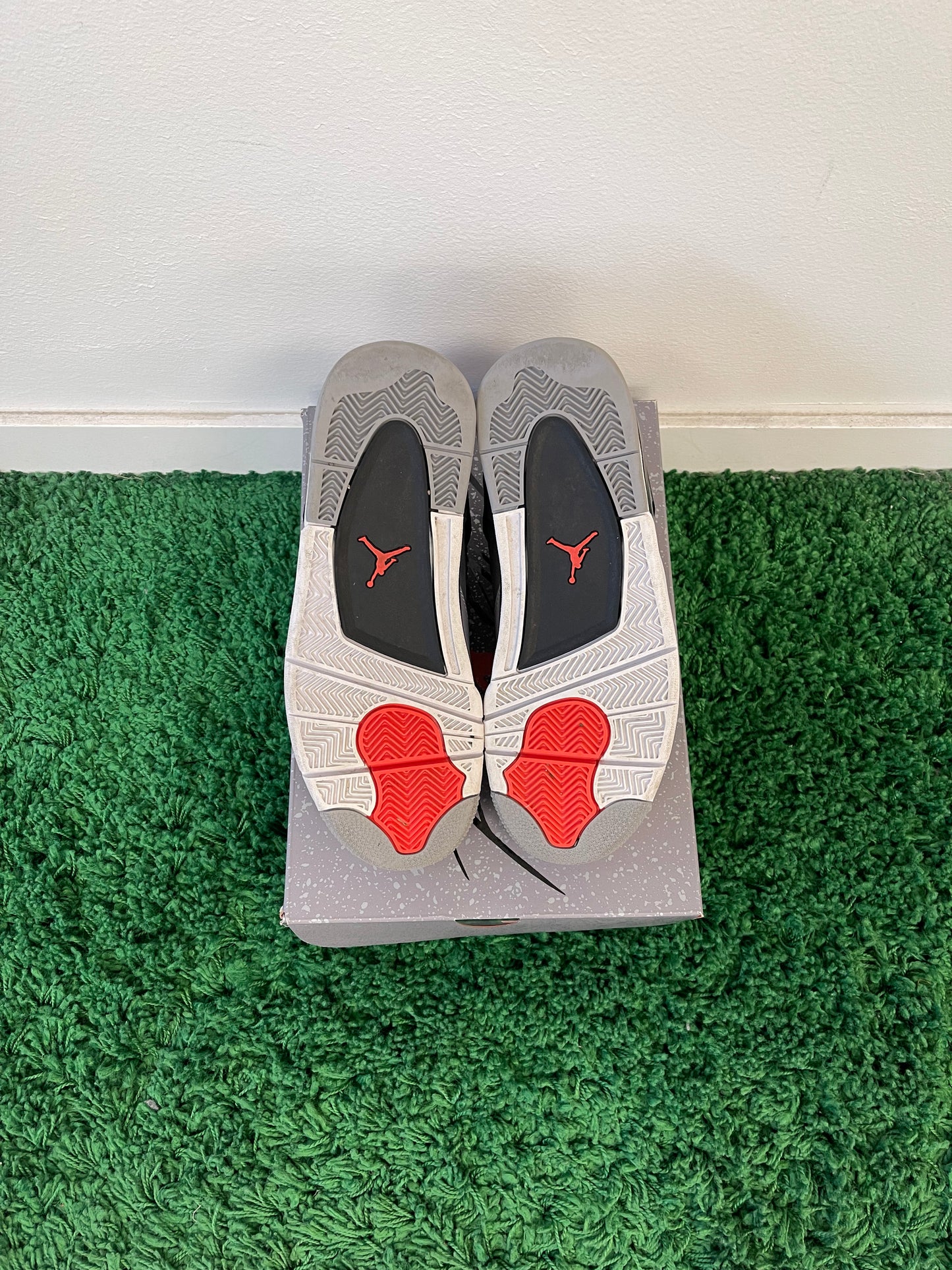 Used Jordan 4 Retro Infrared (Men’s)