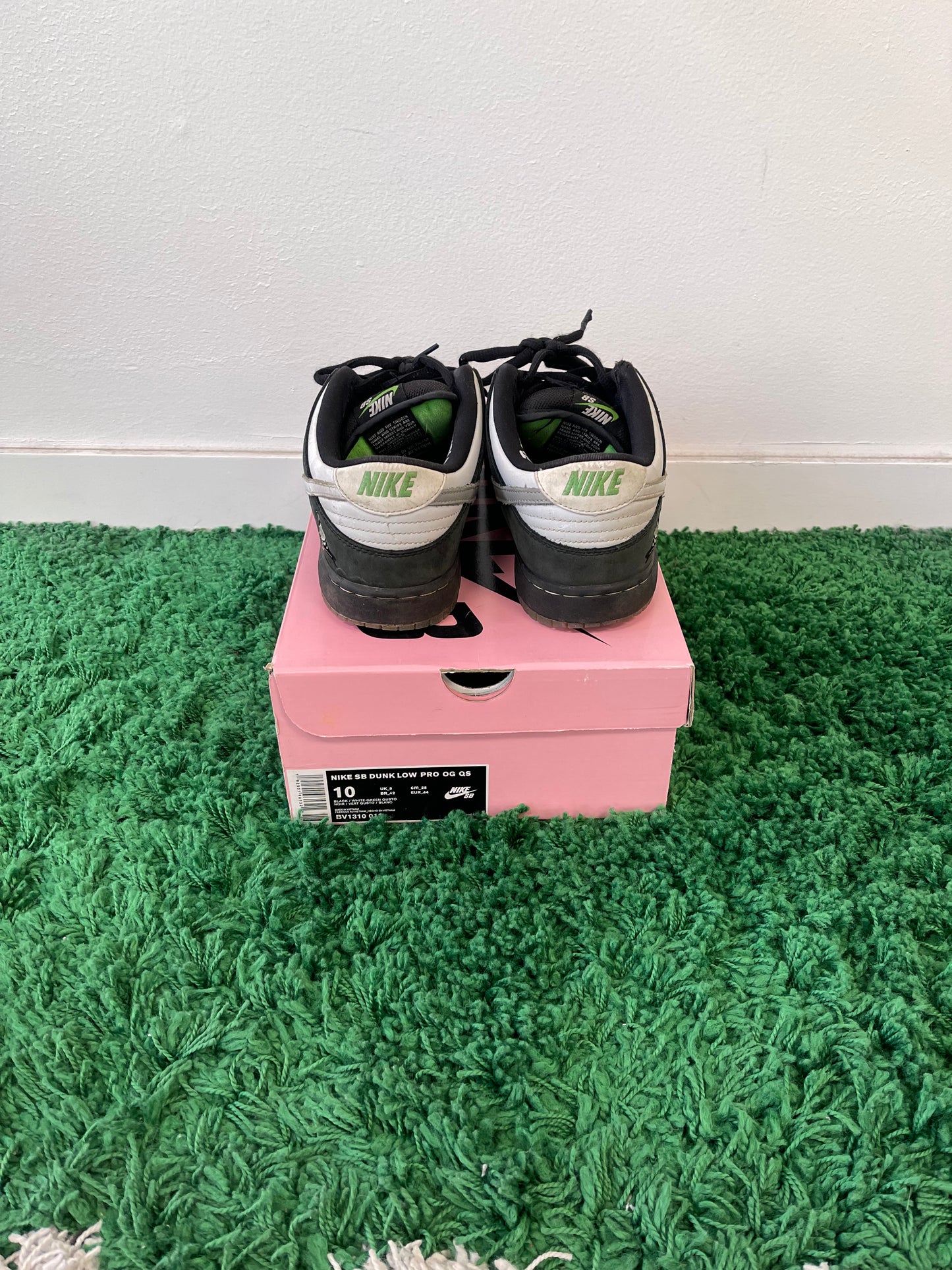 Used Nike SB Dunk Low Staple Panda Pigeon (Men’s)
