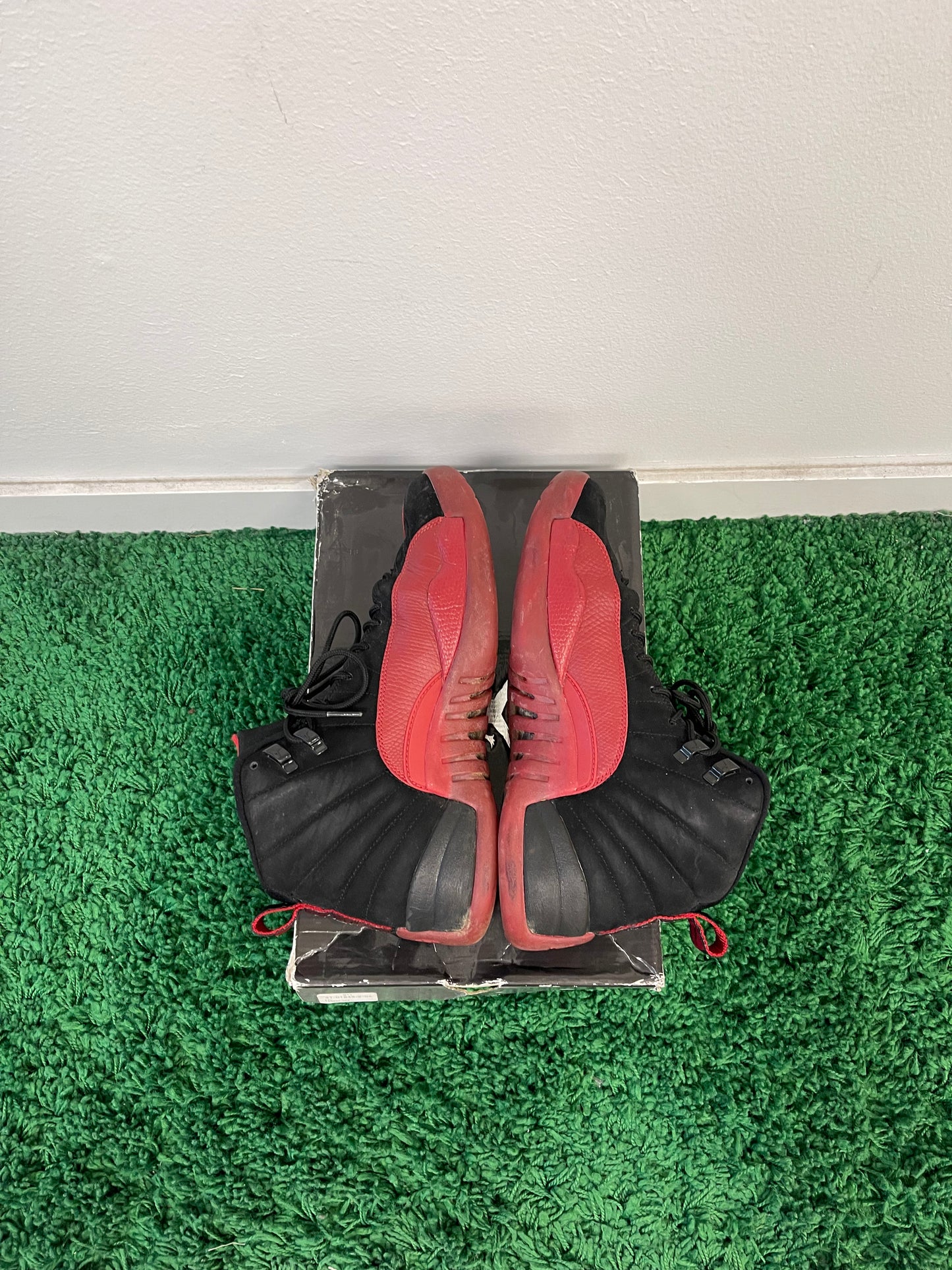 Used Jordan 12 Retro Flu Game 2009 (Men’s)