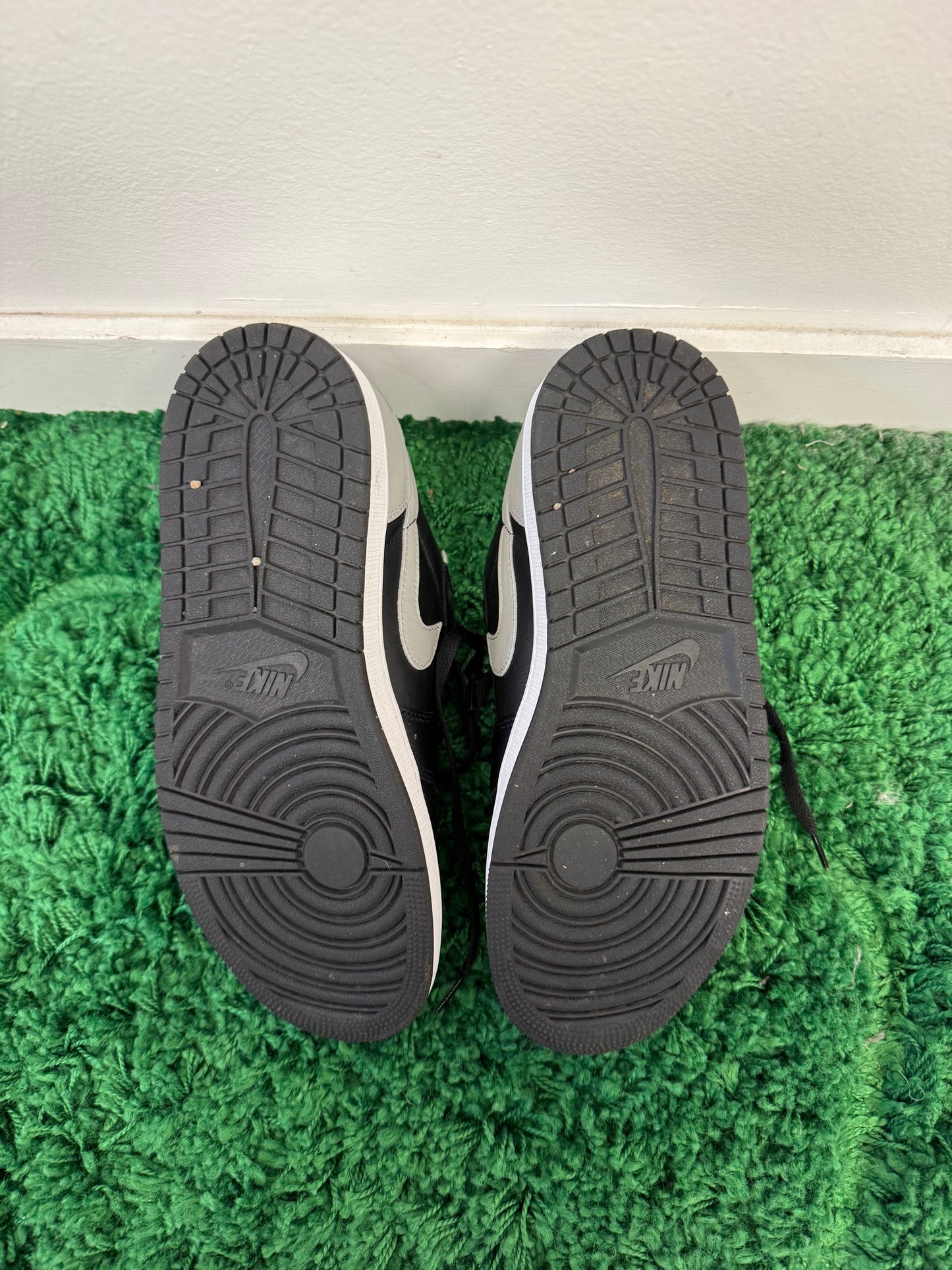 Used Jordan 1 Retro Low OG
Shadow(Men’s)