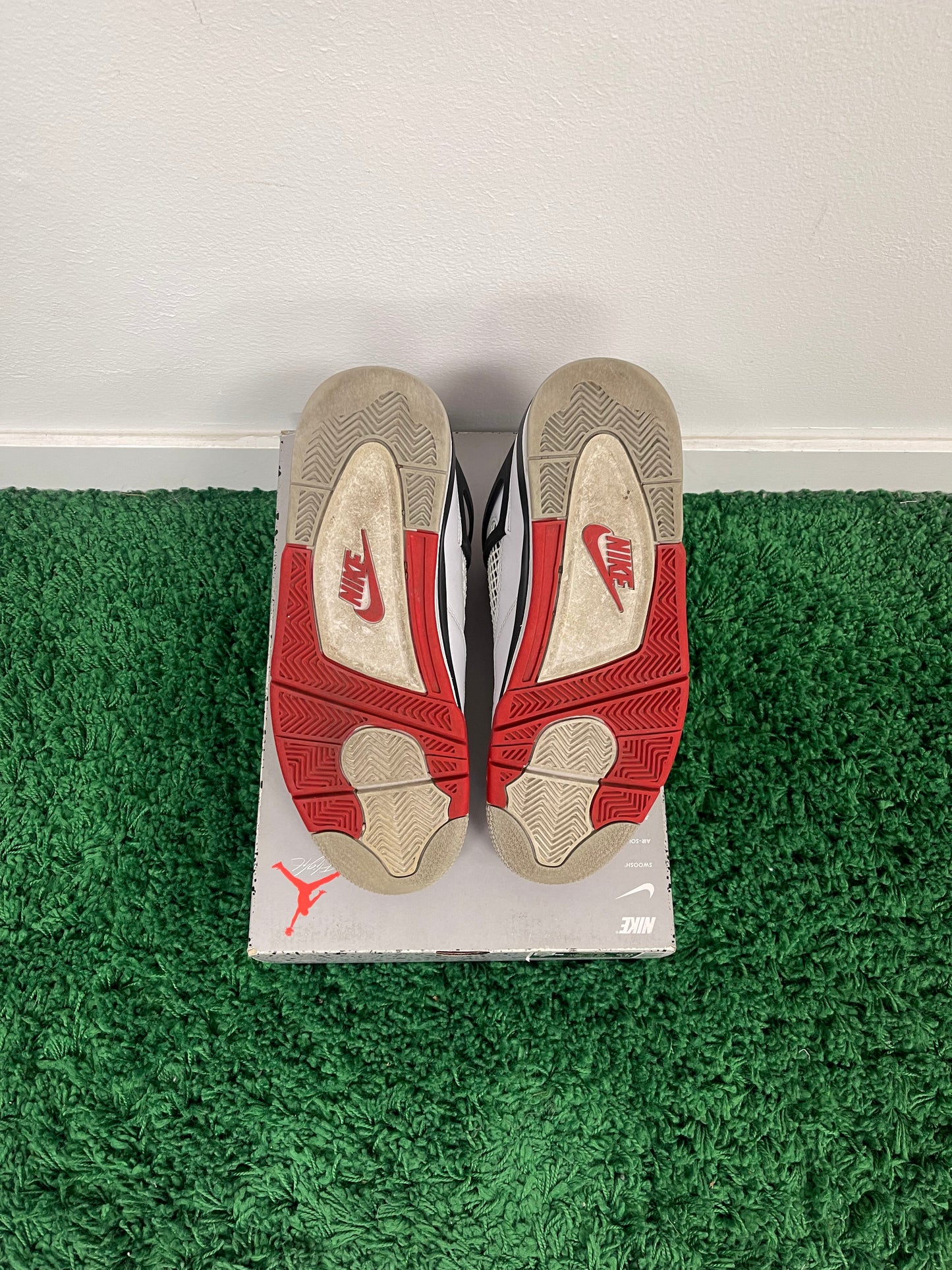 Used Jordan 4 Retro Fire Red 2020