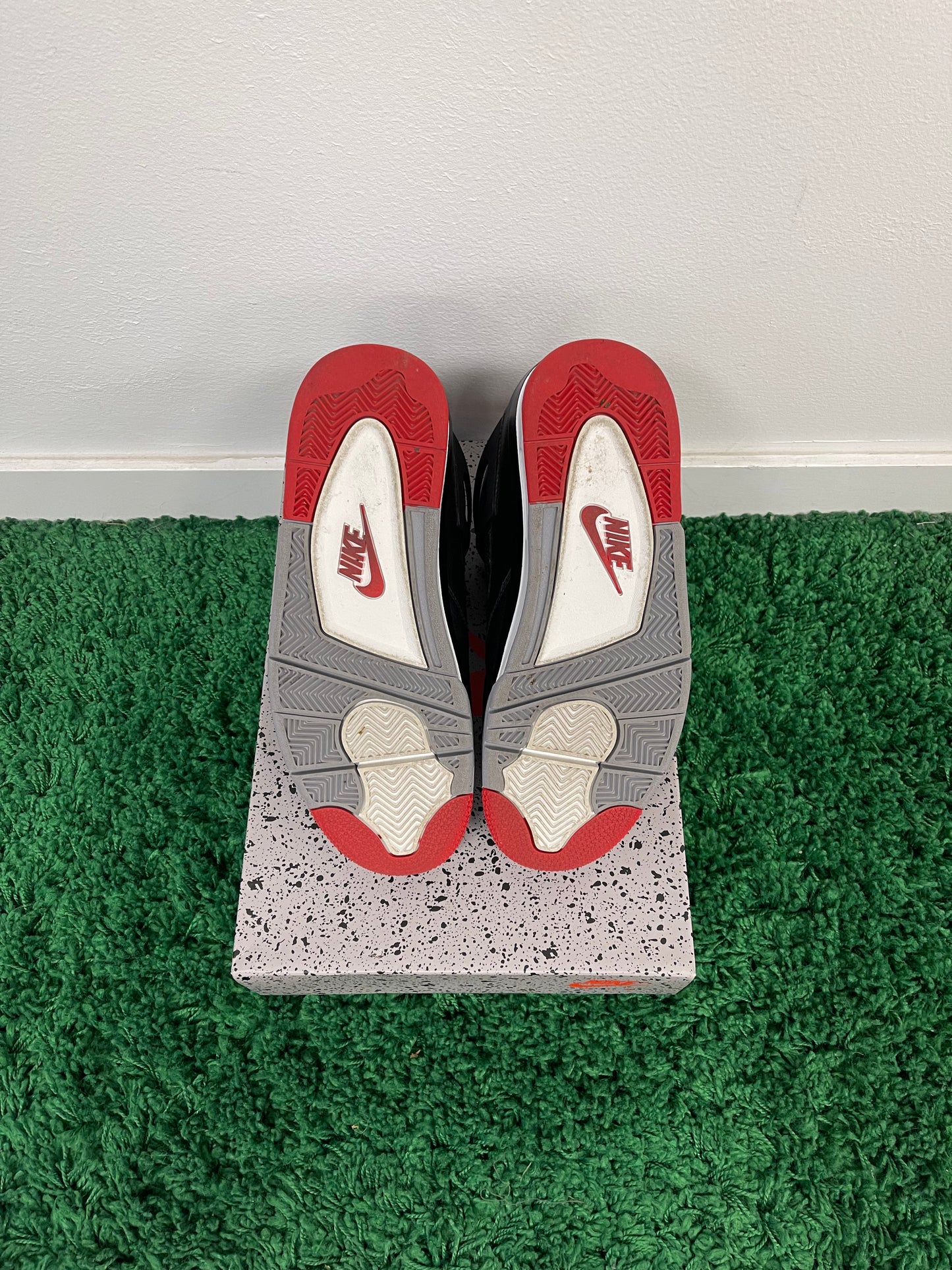 Used Jordan 4 Retro Bred Reimagined (Men’s)