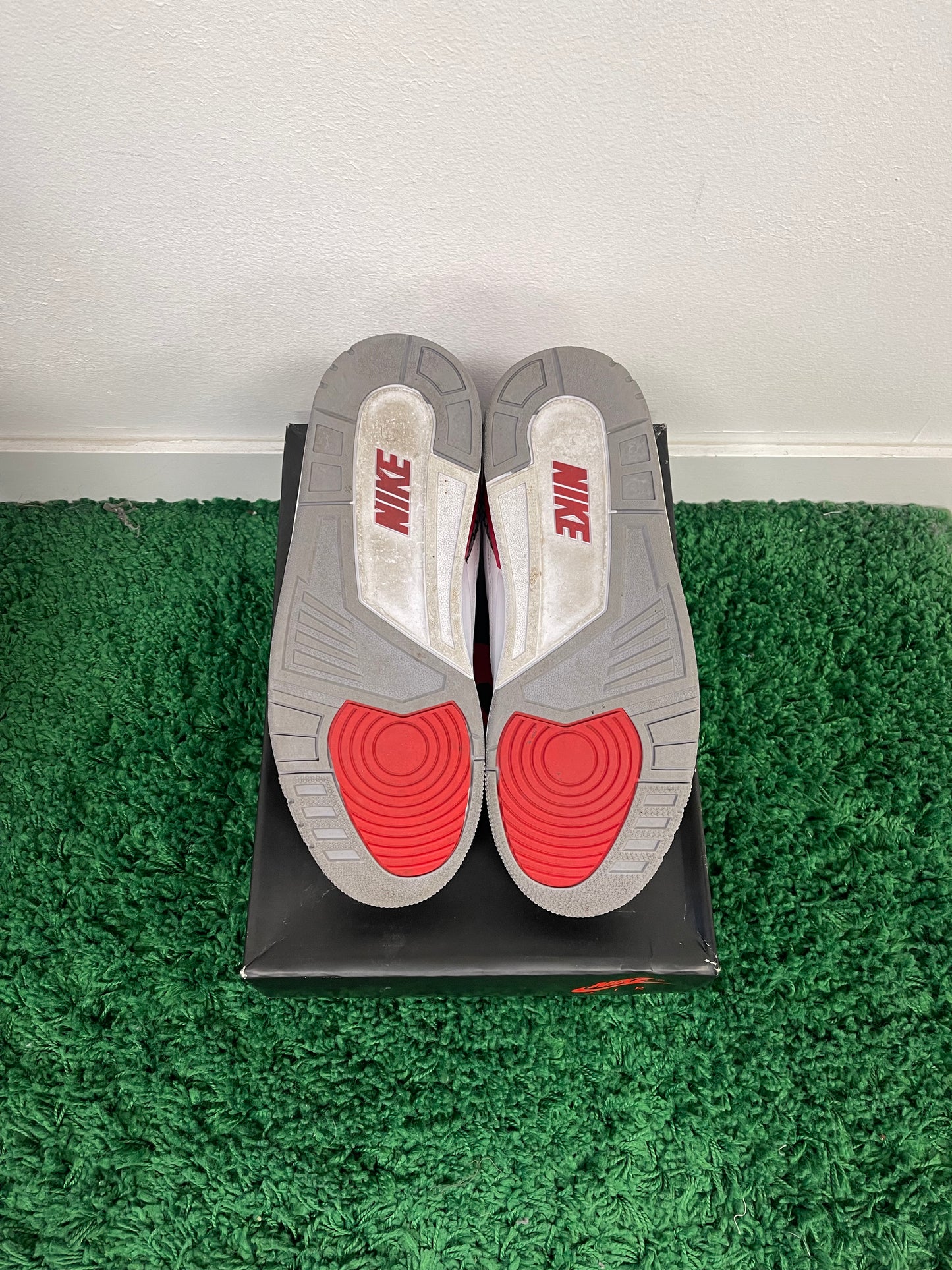 Used Jordan 3 Retro Fire Red (Men’s)