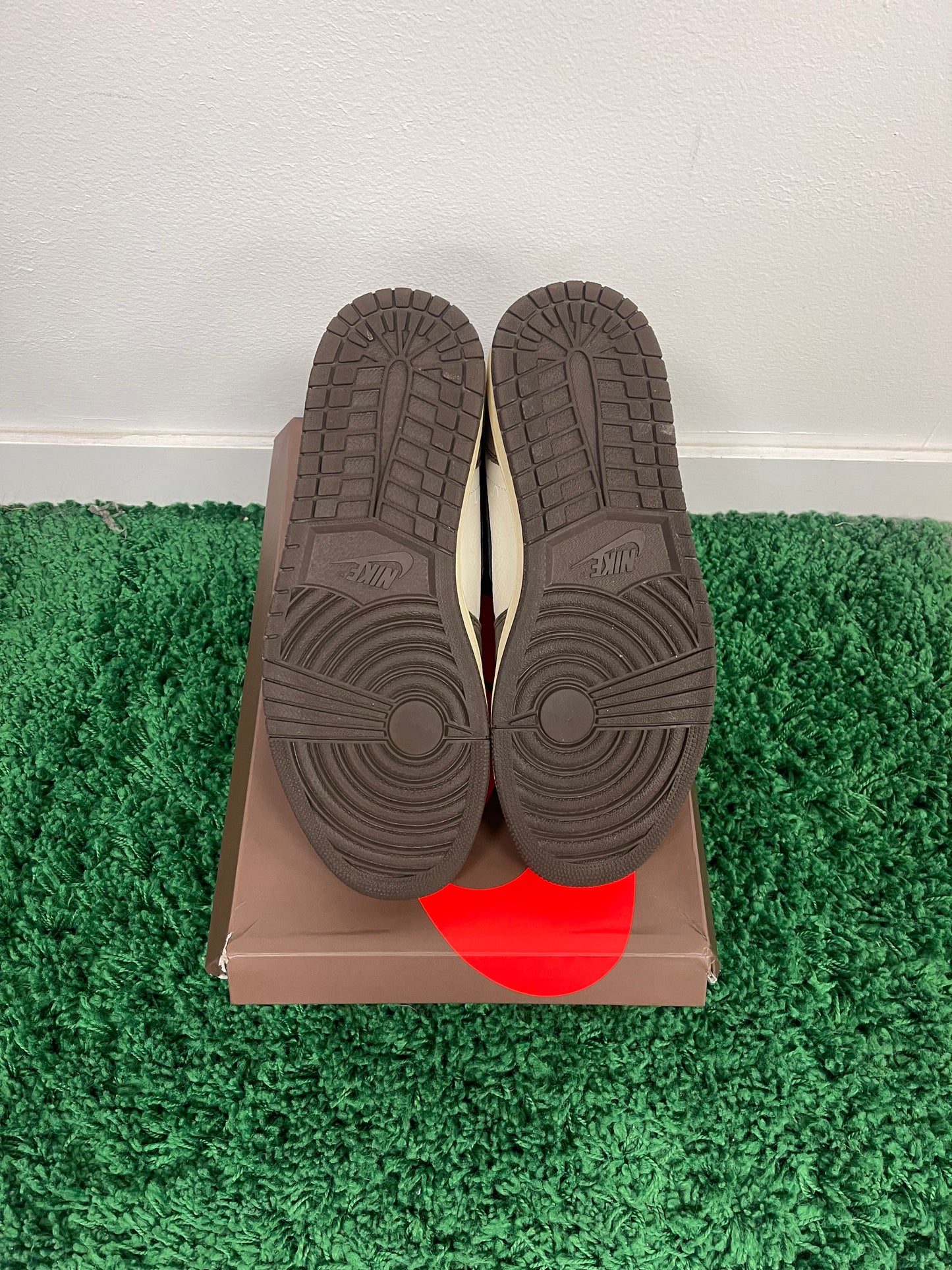 Used Jordan 1 Retro High OG SP Travis Scott Mocha (Men’s)