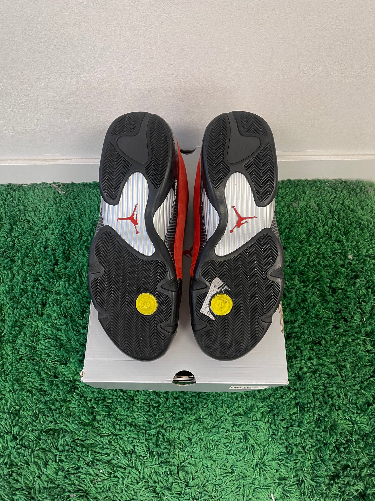 Used Jordan 14 Retro Ferrari 2025 (Men’s)