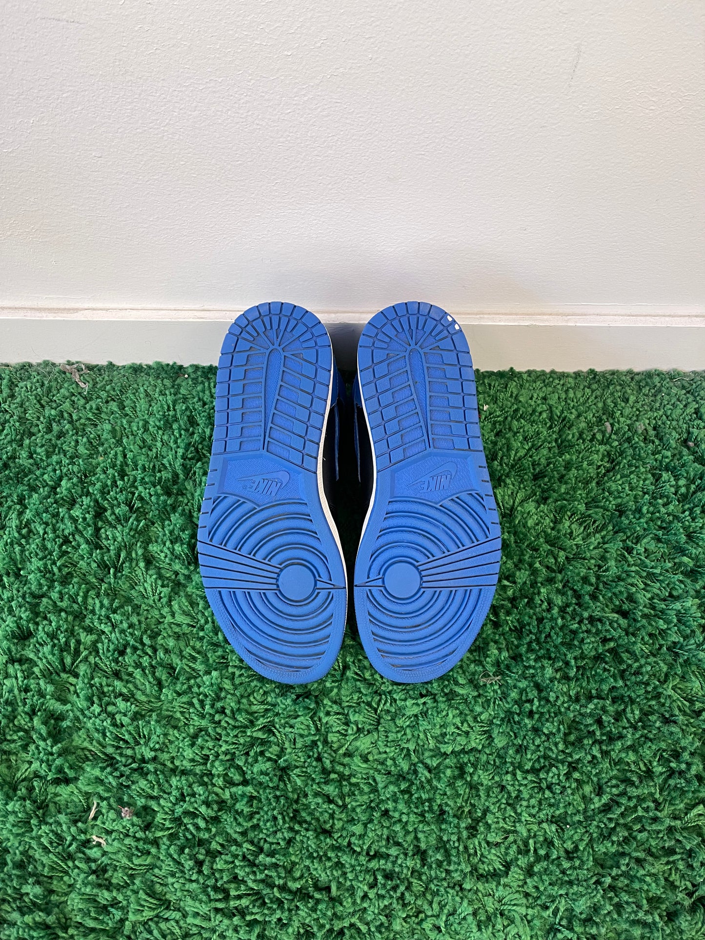 Used Jordan 1 Retro High Royal 2017 (Men’s)