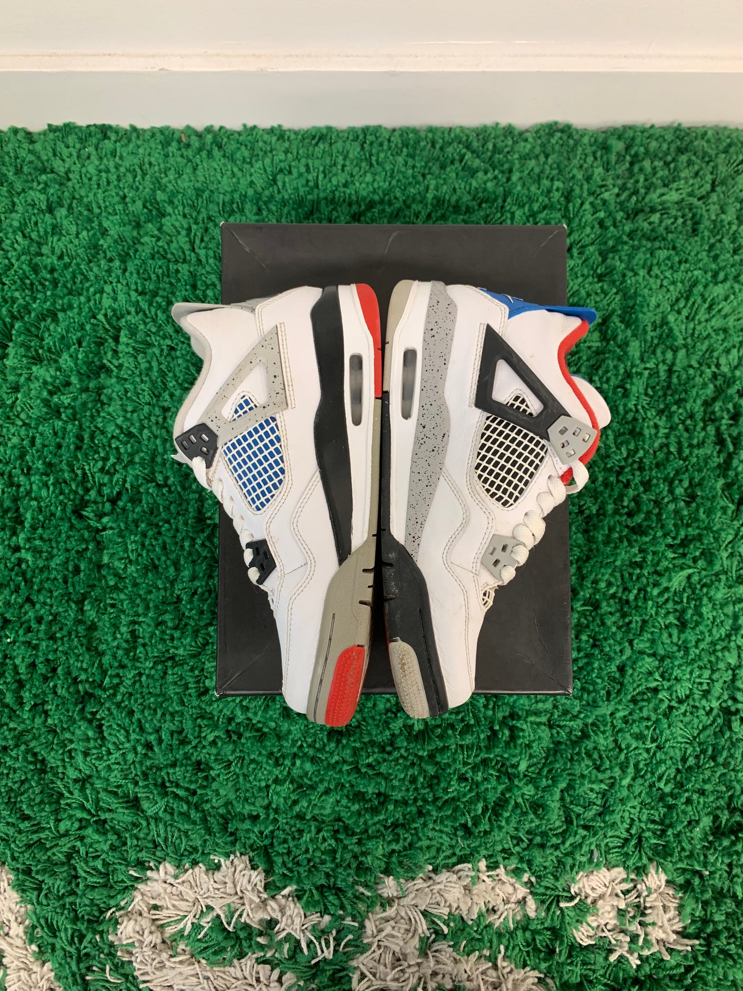 USED Jordan 4 Retro What The (Youth)