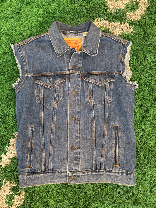 vintage levi’s vest