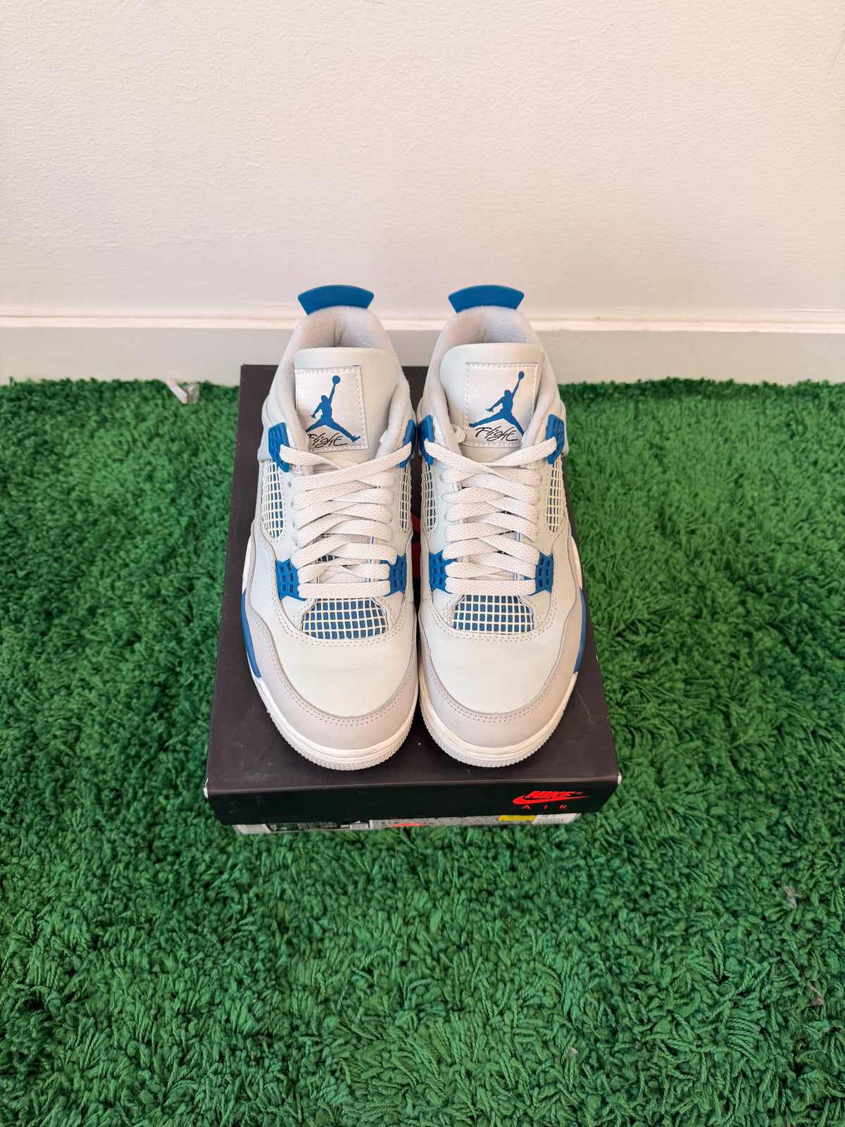 Used Jordan 4 Retro Military Blue (Men’s)
