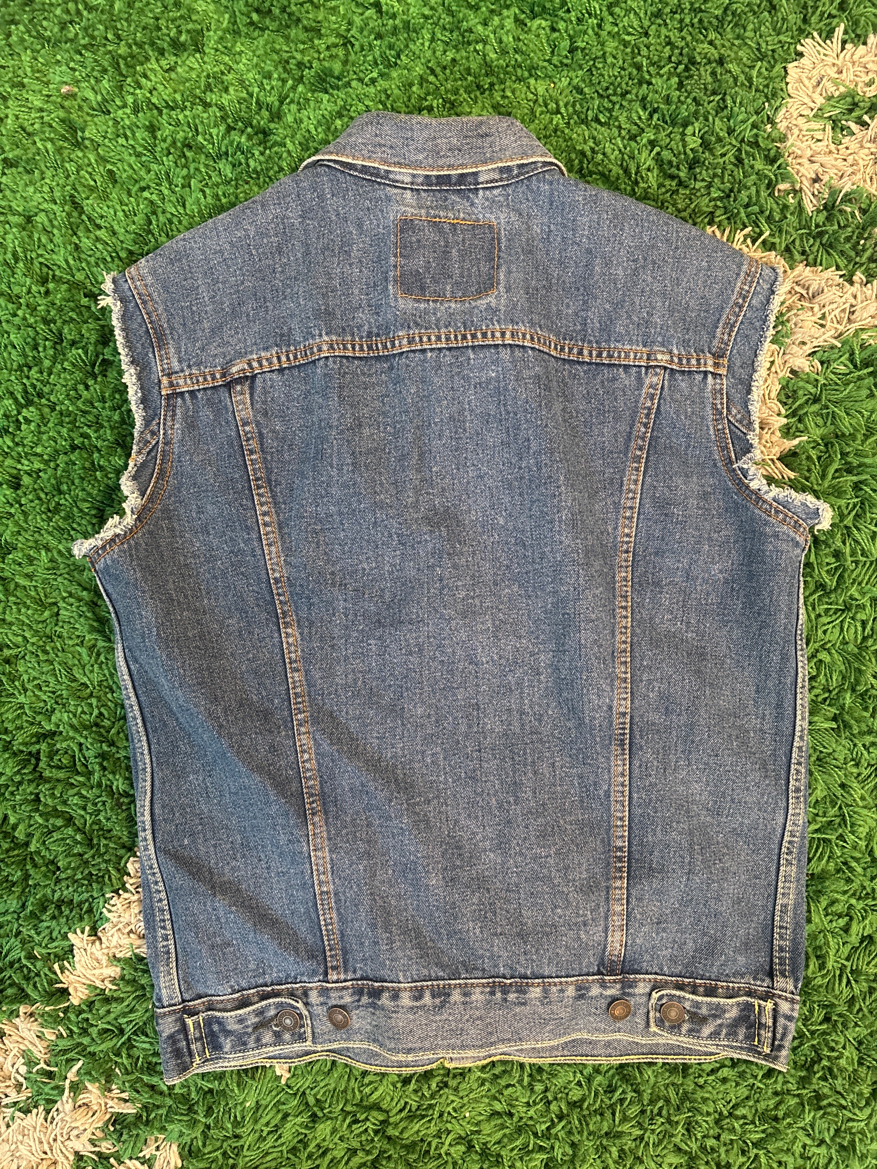 vintage levi’s vest