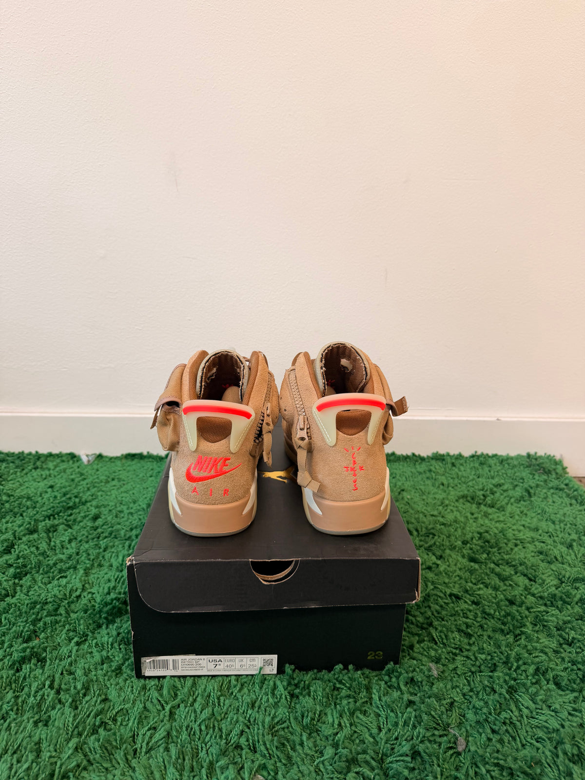 Used Jordan 6 Retro Travis Scott British Khaki (Men’s)