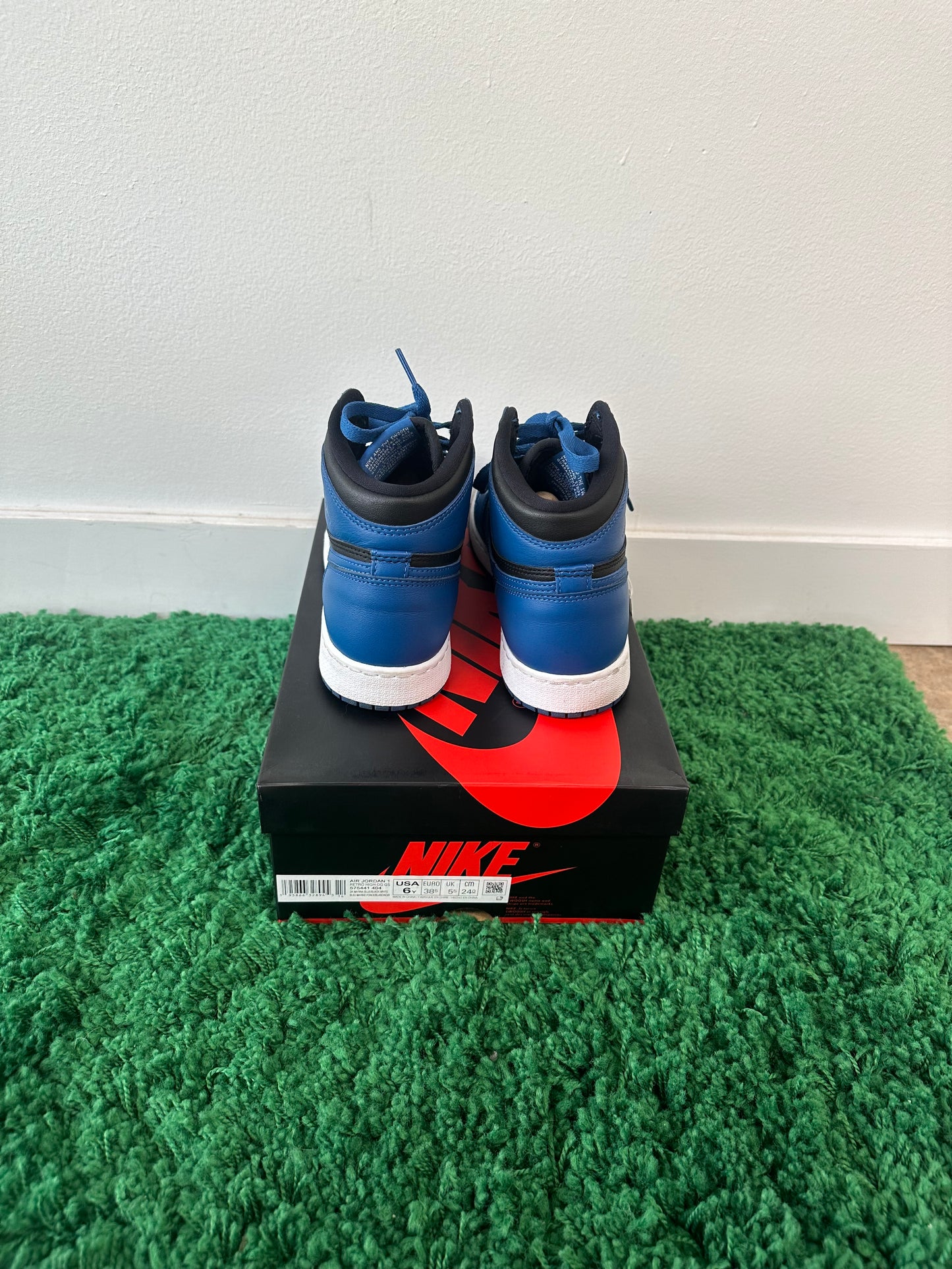 Used Jordan 1 Retro High Marina Blue (Youth)