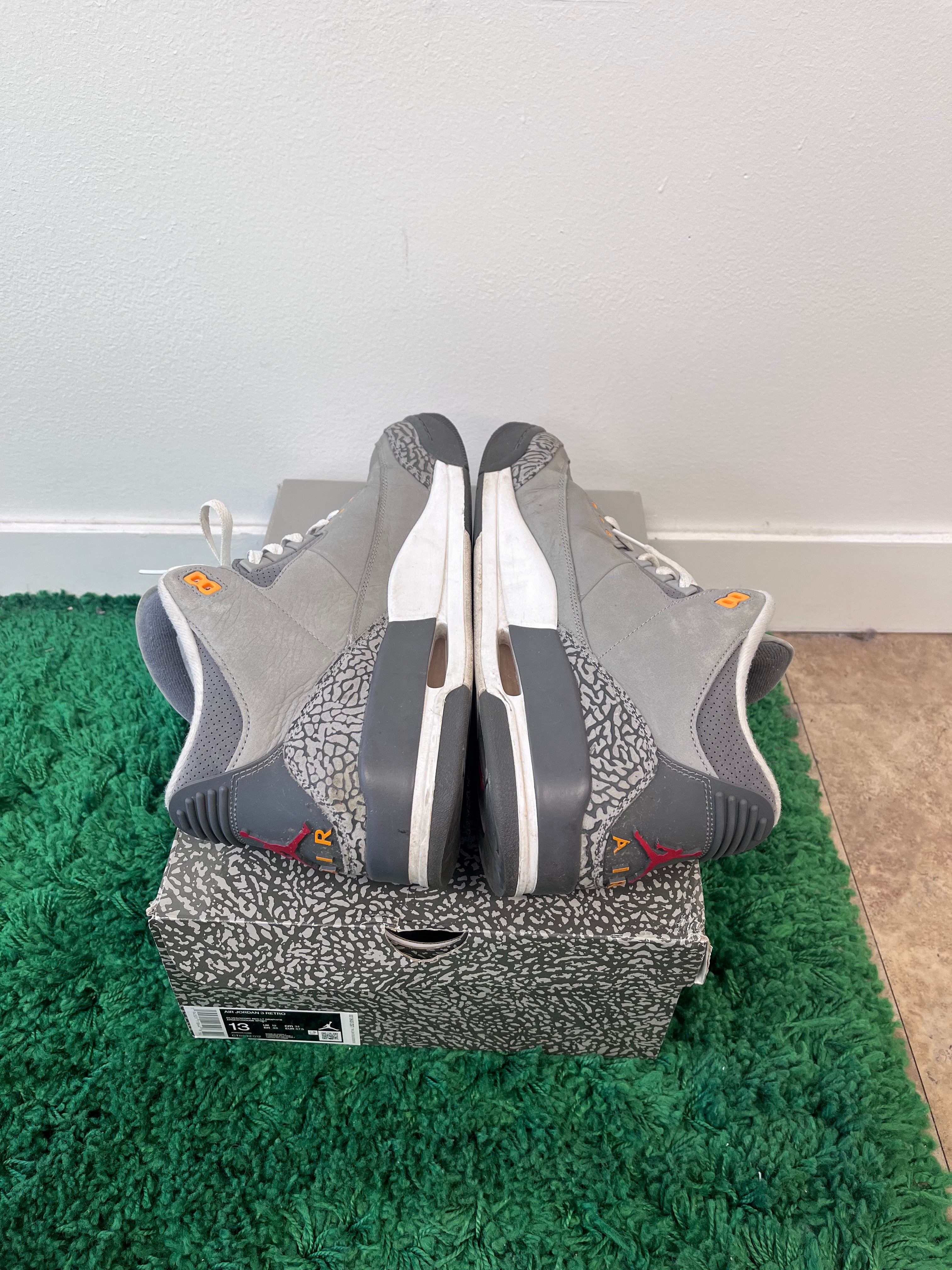 Used Jordan 3 Cool Grey Retro (MENS)
