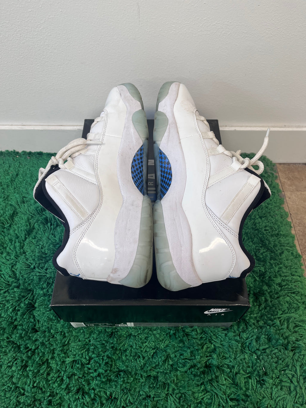 USED Jordan 11 Retro Low Legend Blue (Men’s)