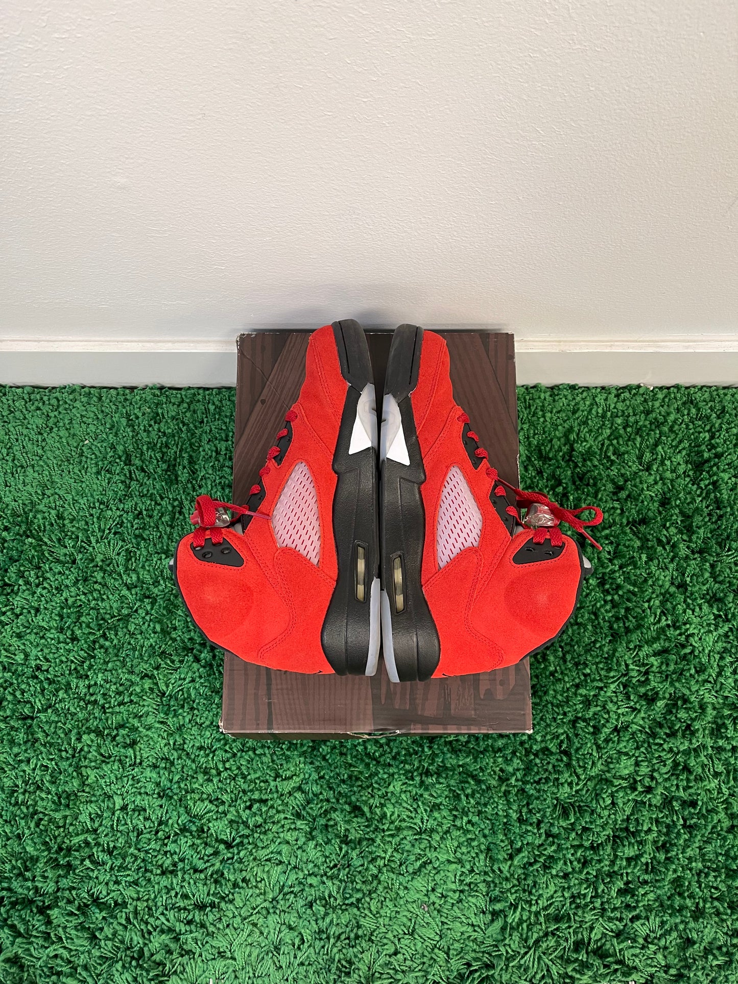 Used Jordan 5 Retro Raging Bull Red (Men’s)