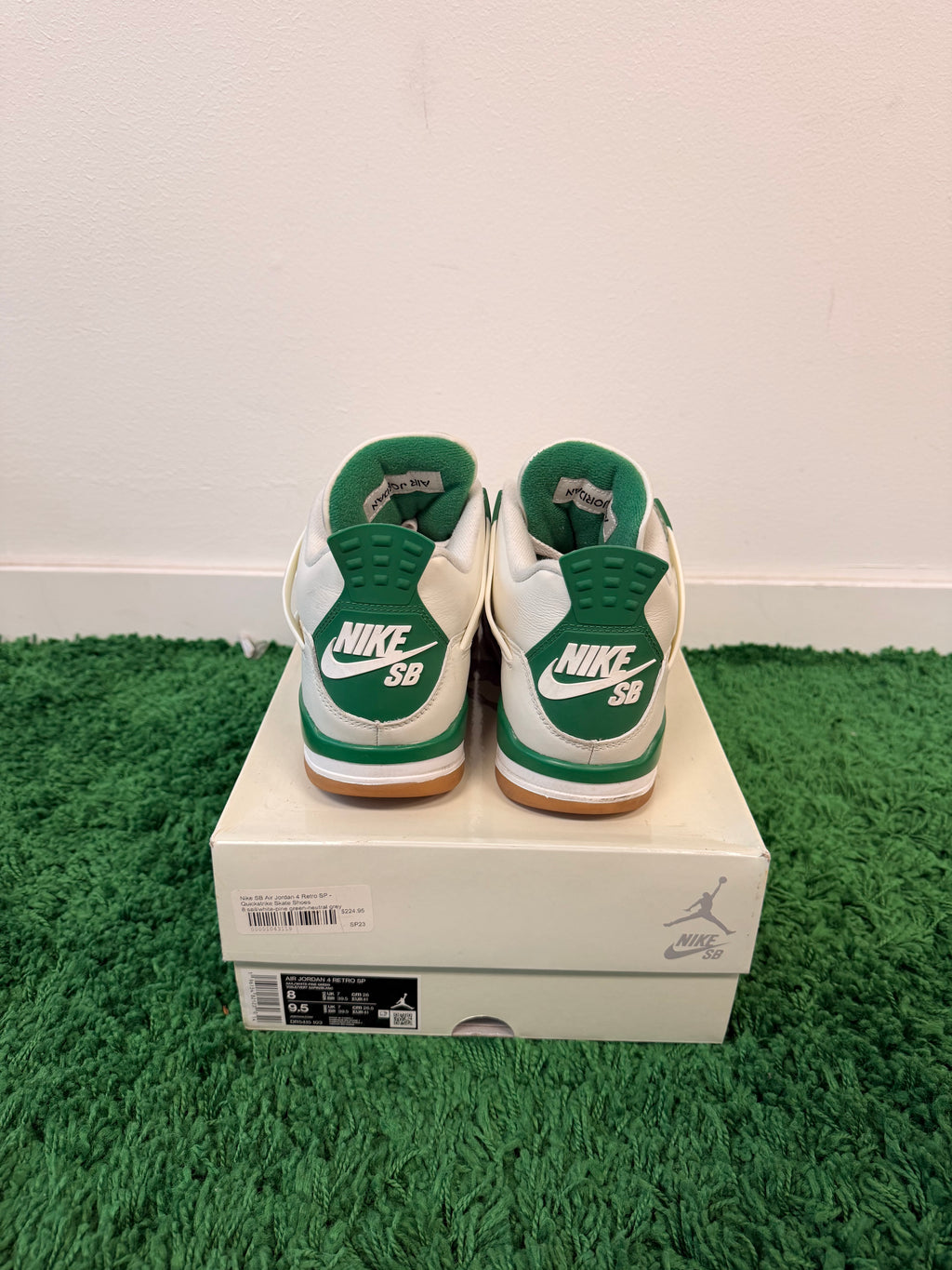 Used Jordan 4 Retro SB Pine Green (Men’s)