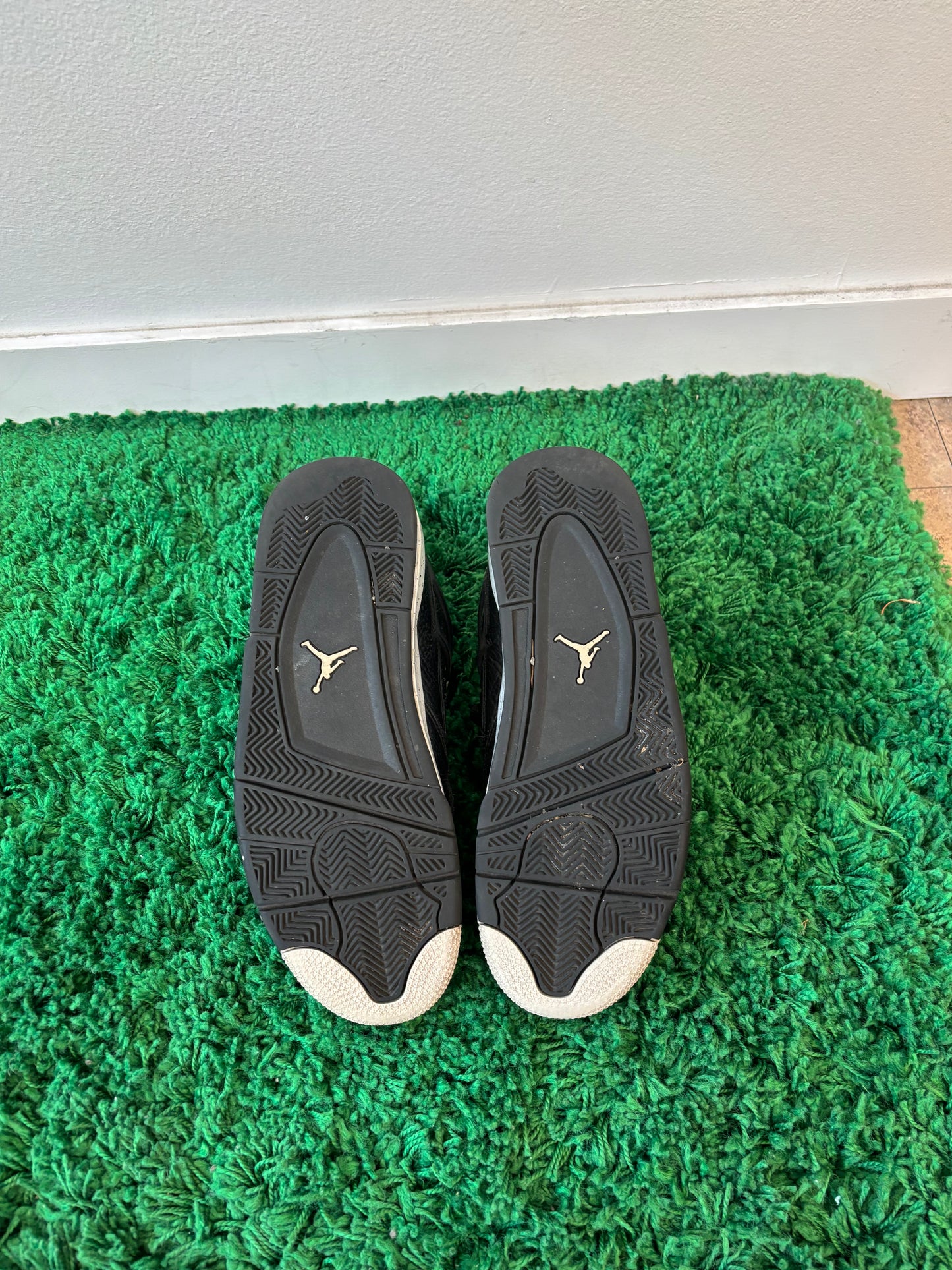 USED Jordan 4 Retro Oreo 2015