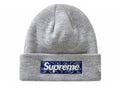 Supreme × New Era Bandana Box
Logo Beanie FW19 Heather Grey