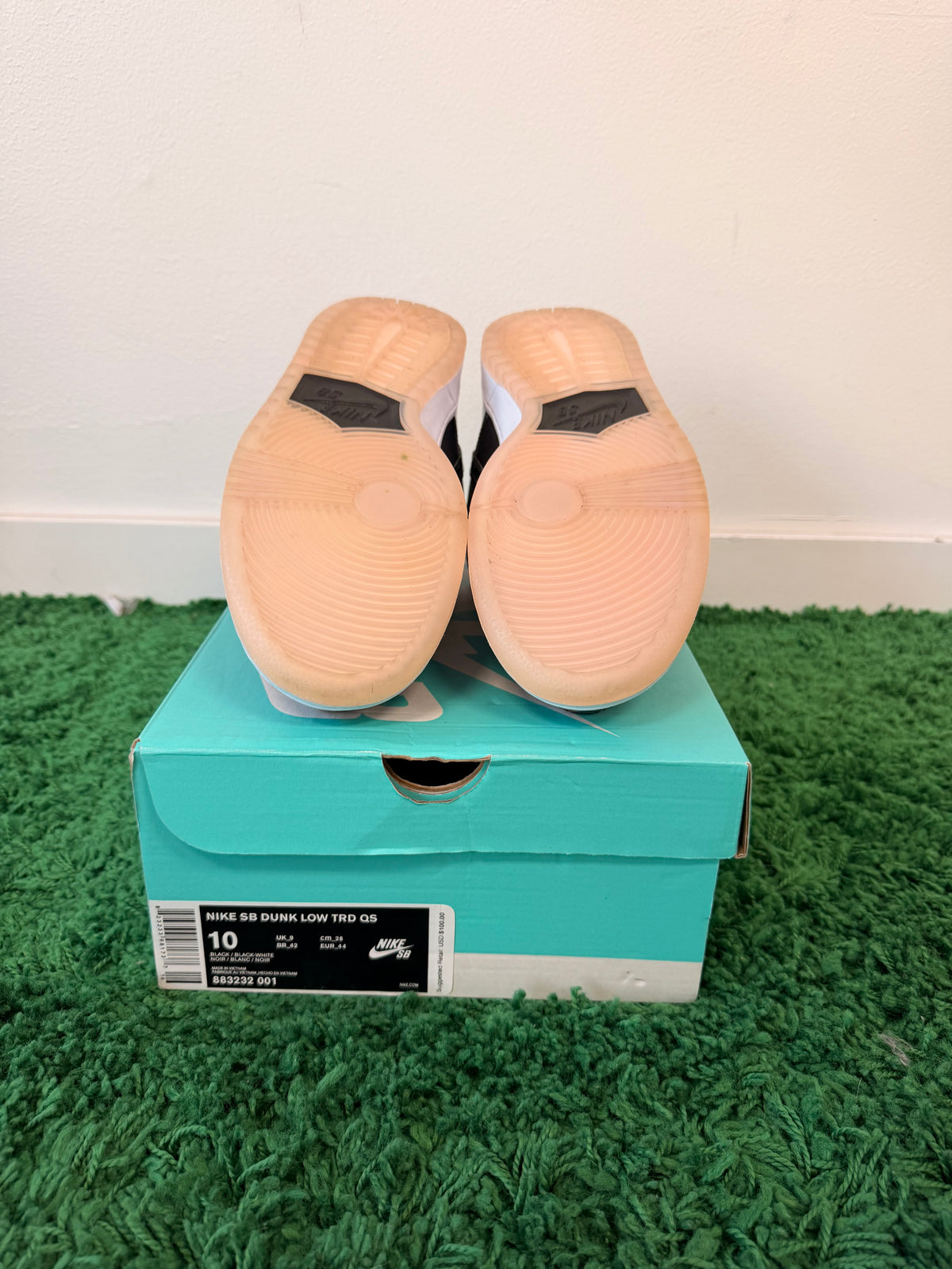 Used Nike SB Dunk Low 420 Intergalactic (Men’s)
