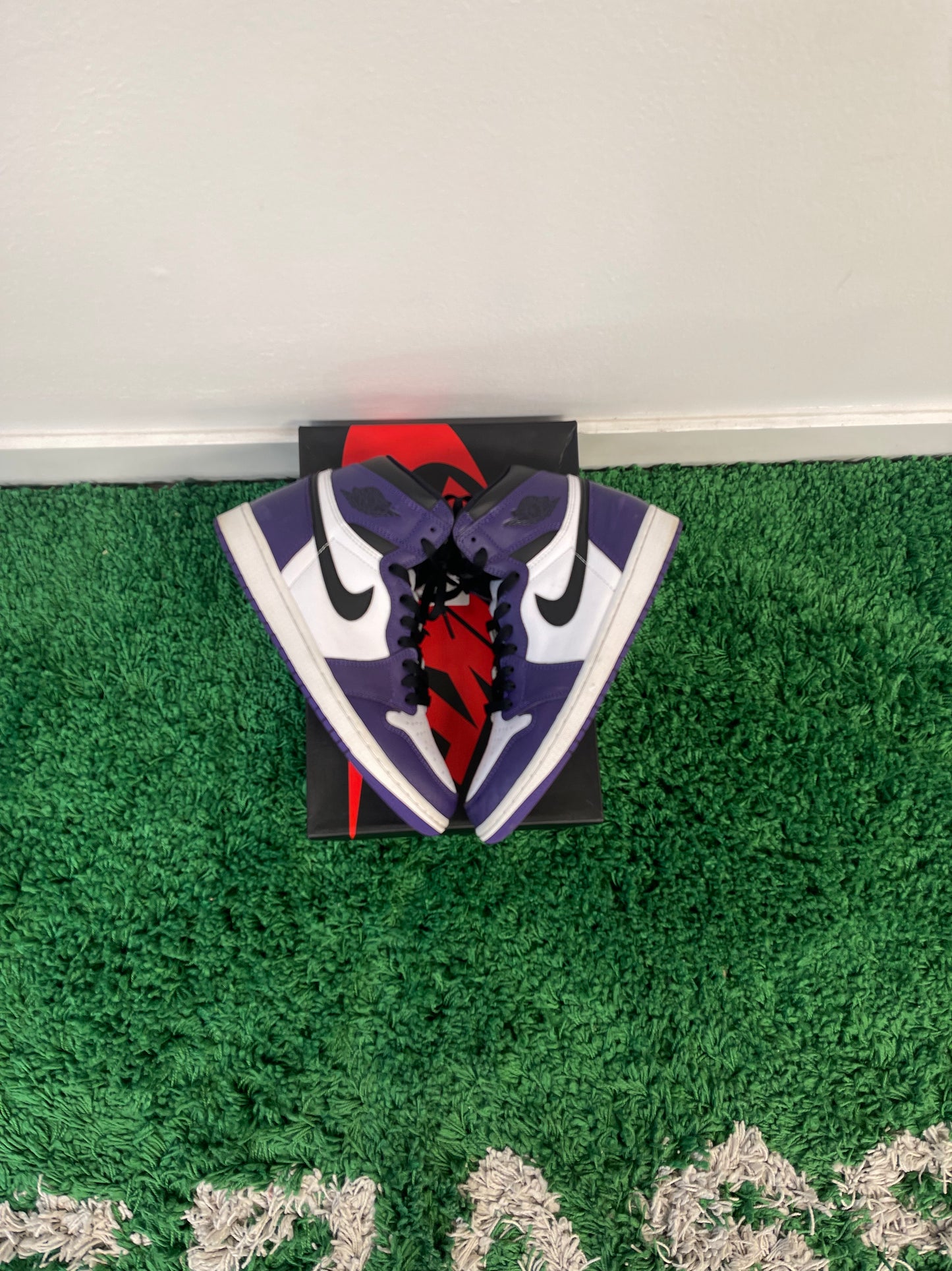 Used Jordan 1 Retro High Court Purple White