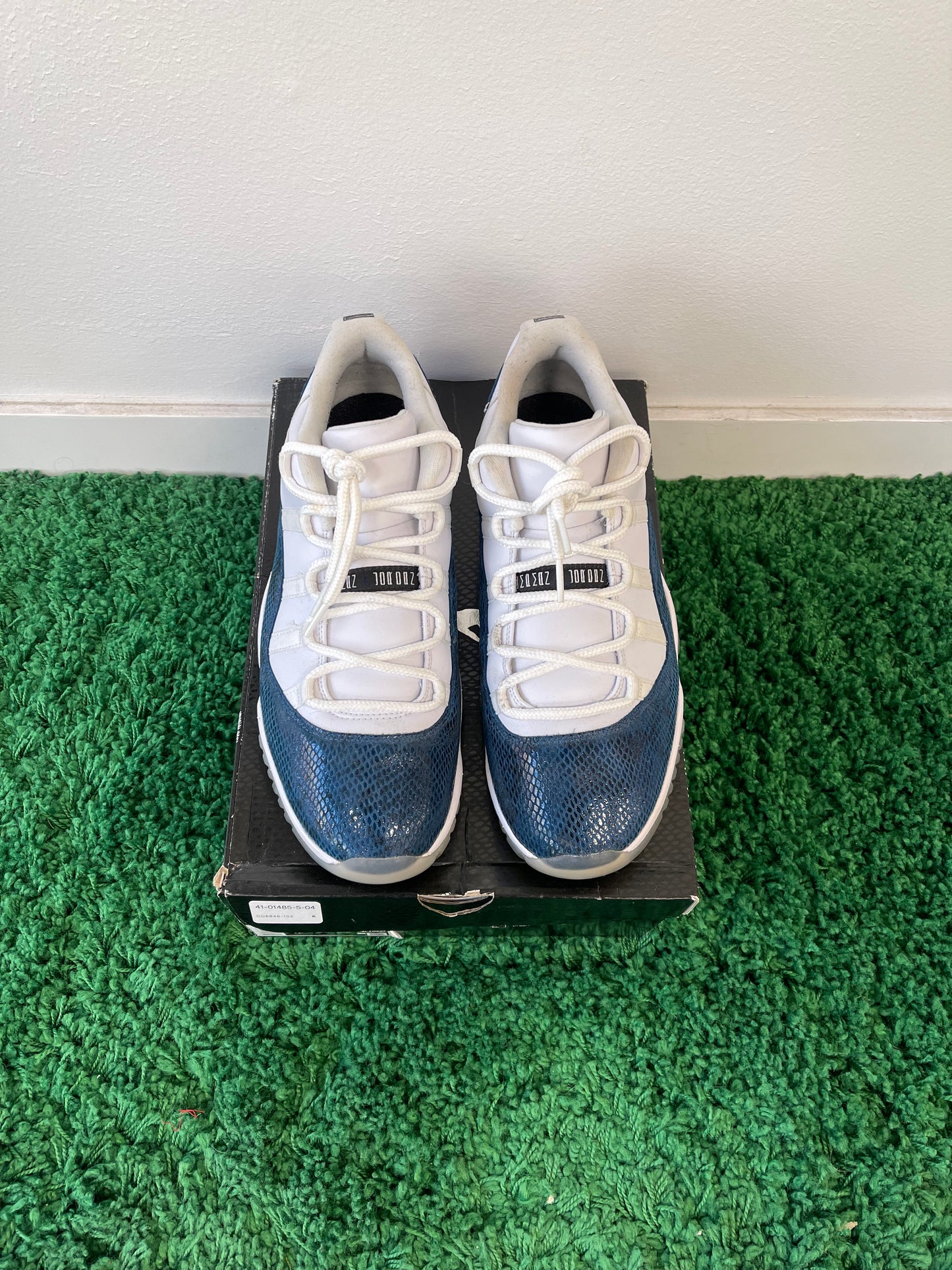 Used Jordan 11 Low Snake Navy 2019