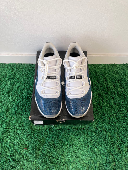 Used Jordan 11 Low Snake Navy 2019