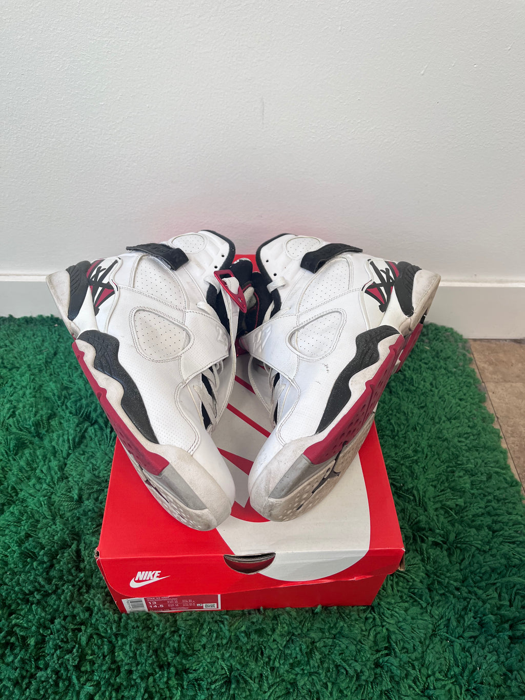 USED Jordan 8 Retro Bugs Bunny 2013 (MEN’S)