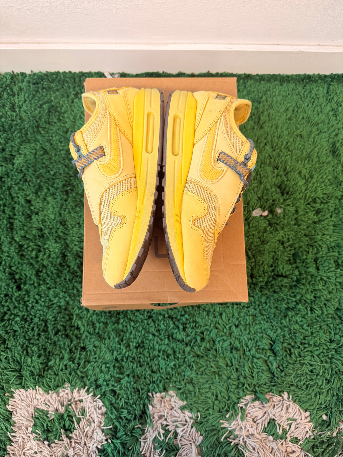 Used Nike Air Max 1 Travis Scott Cactus Jack Saturn Gold (Men’s)